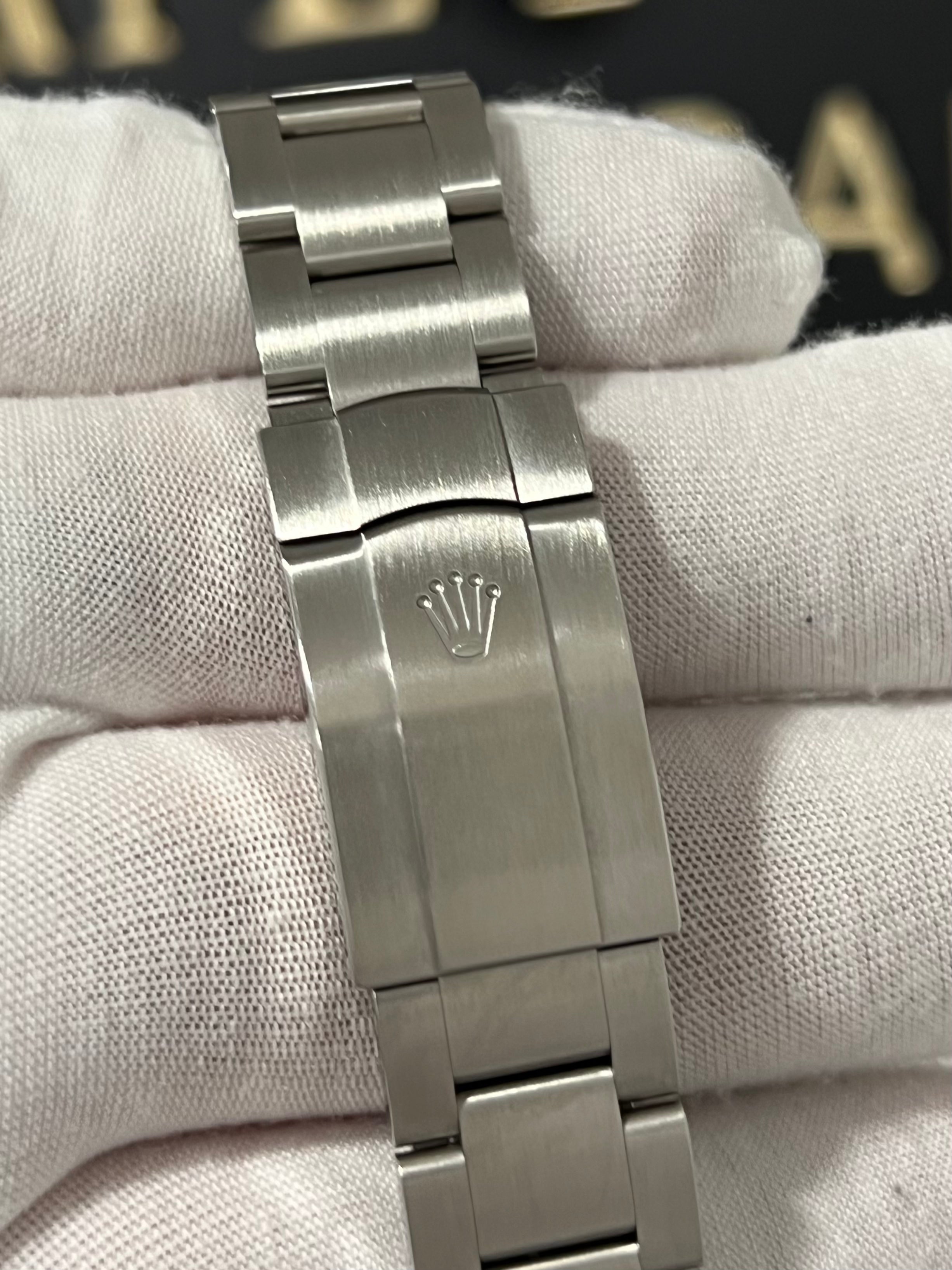 ROLEX OYSTER PERPETUAL 41MM PISTACHIO 134300