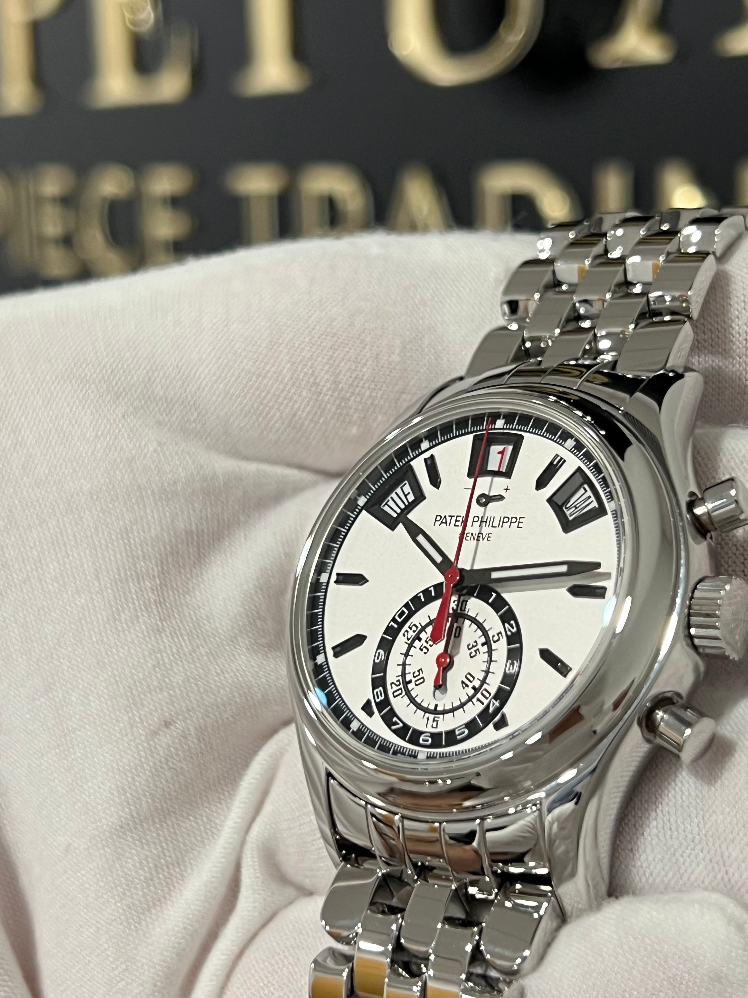 PATEK PHILIPPE FLYBACK CHRONOGRAPH ANNUAL CALENDAR WHITE DIAL 5960/1A