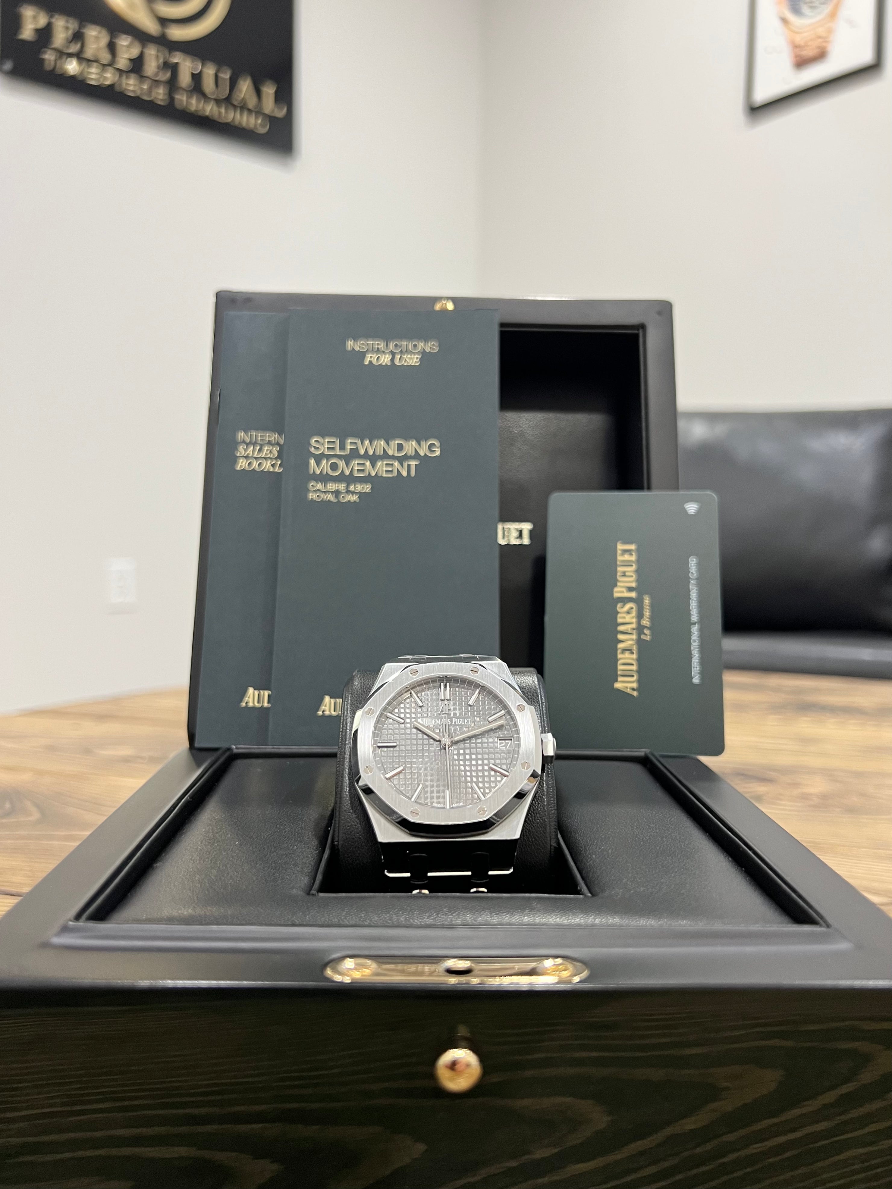 AUDEMARS PIGUET ROYAL OAK SLATE GREY 15500ST