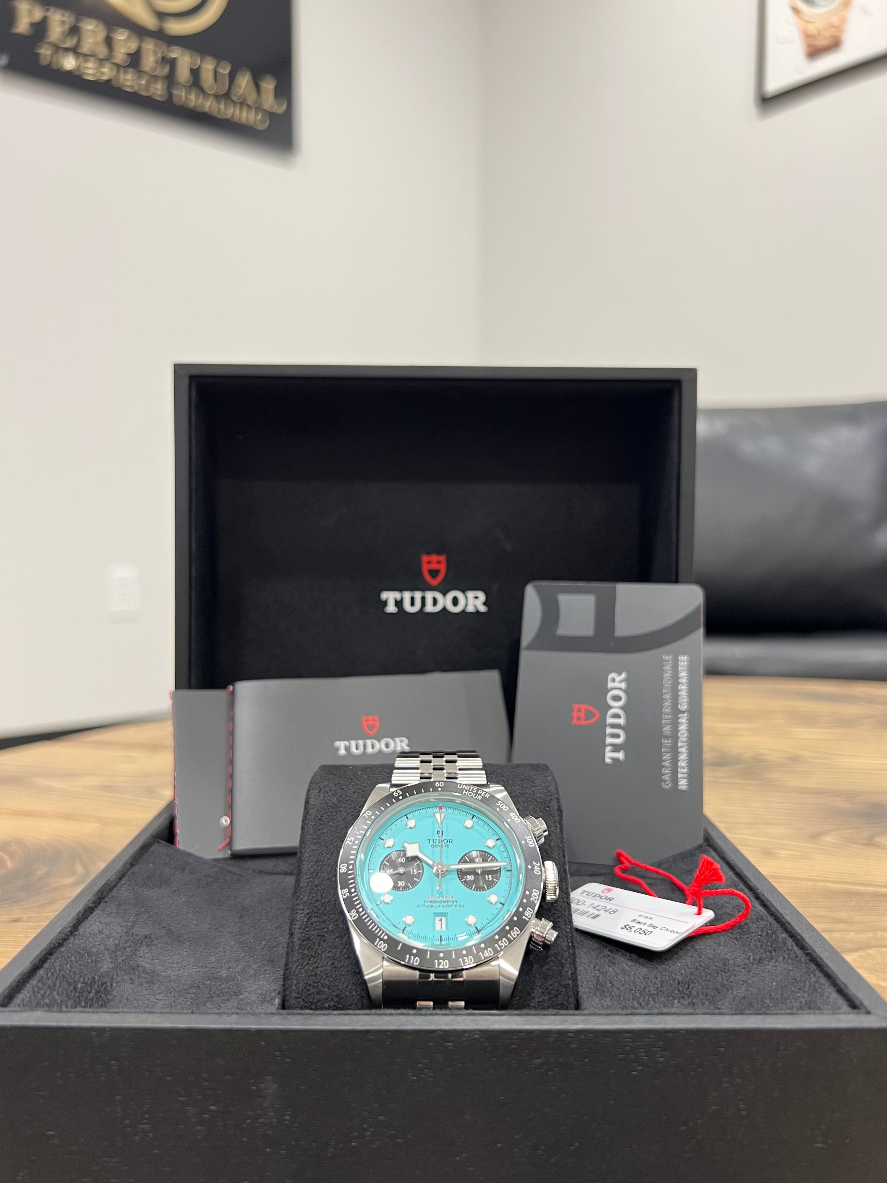 TUDOR BLACK BAY CHRONO TURQUOISE 79360N