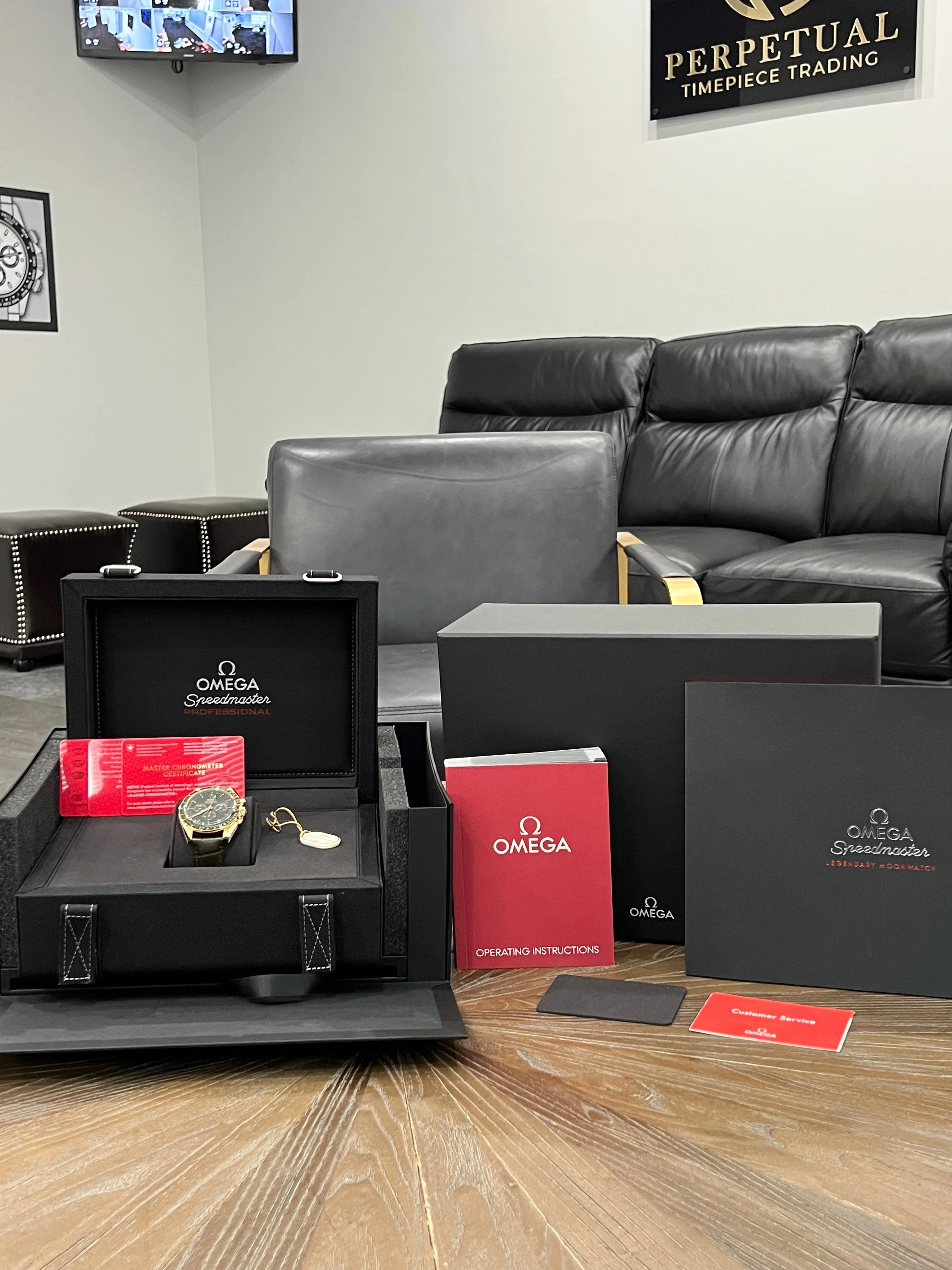 OMEGA SPEEDMASTER MOONWATCH PROFESSIONAL GREEN 42MM 310.63.42.50.10.001