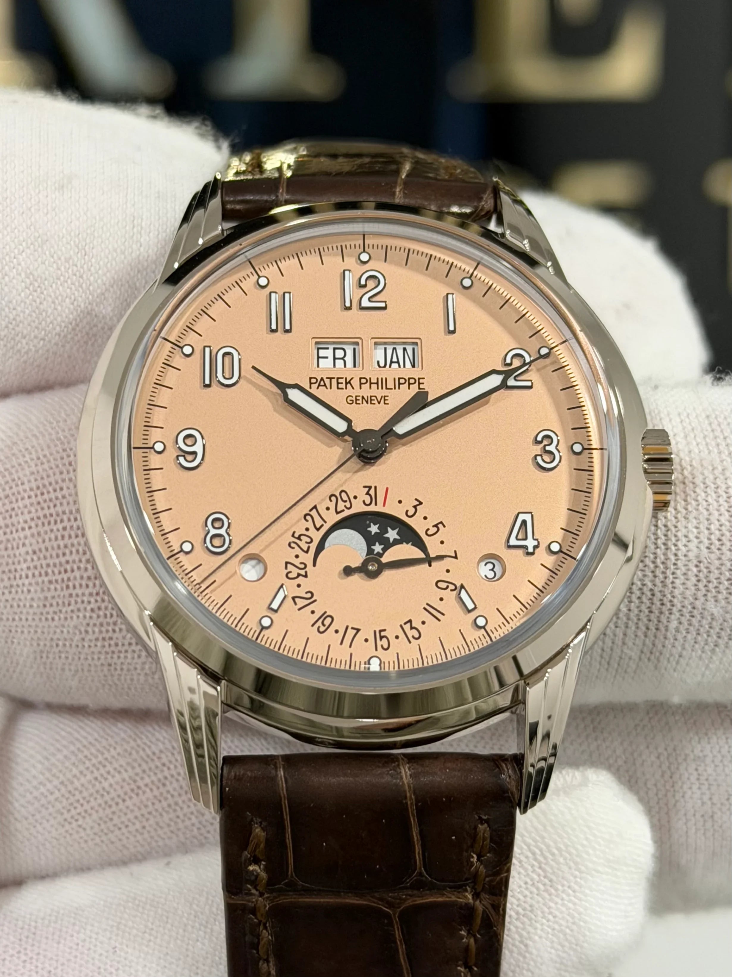 PATEK PHILIPPE PERPETUAL CALENDAR SALMON DIAL 40MM 5320G-011