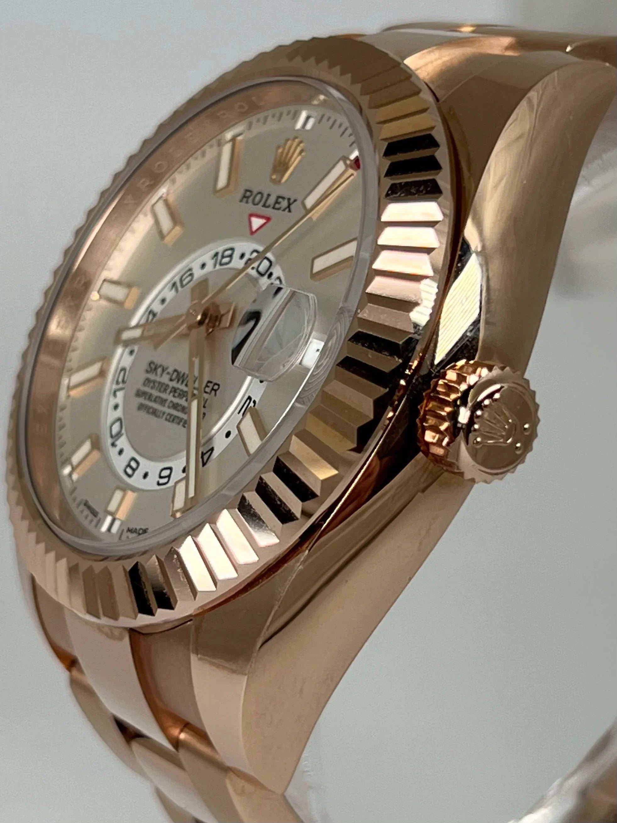ROLEX SKY-DWELLER WHITE DIAL ROSE GOLD 326935