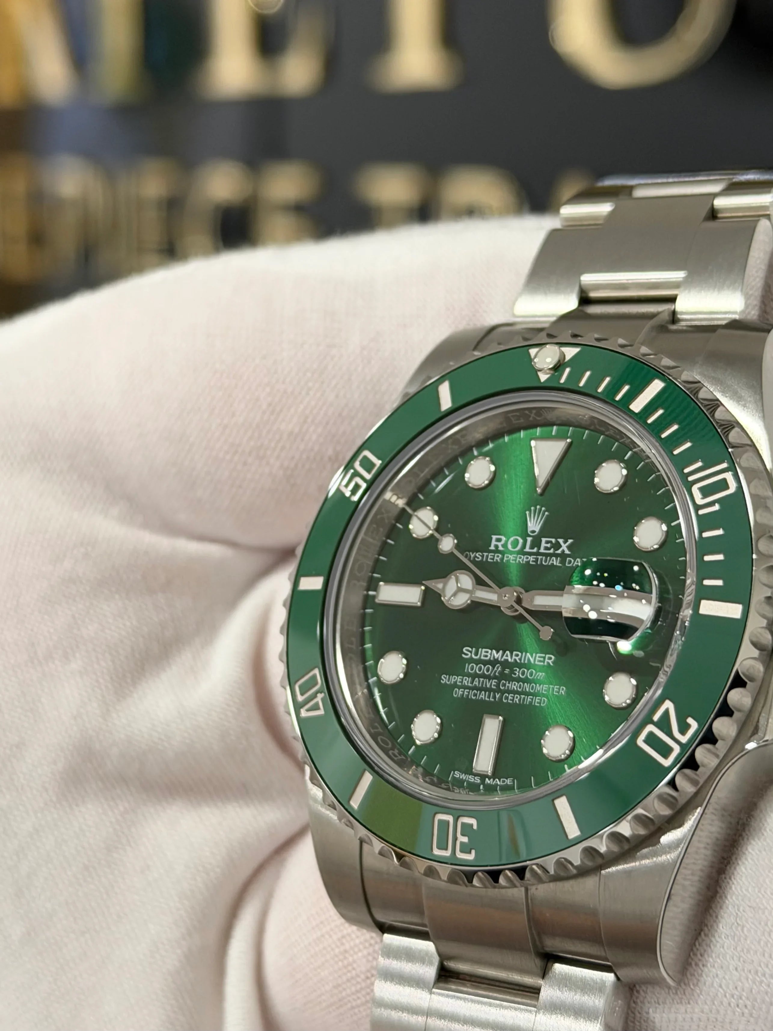 ROLEX SUBMARINER HULK 116610LV