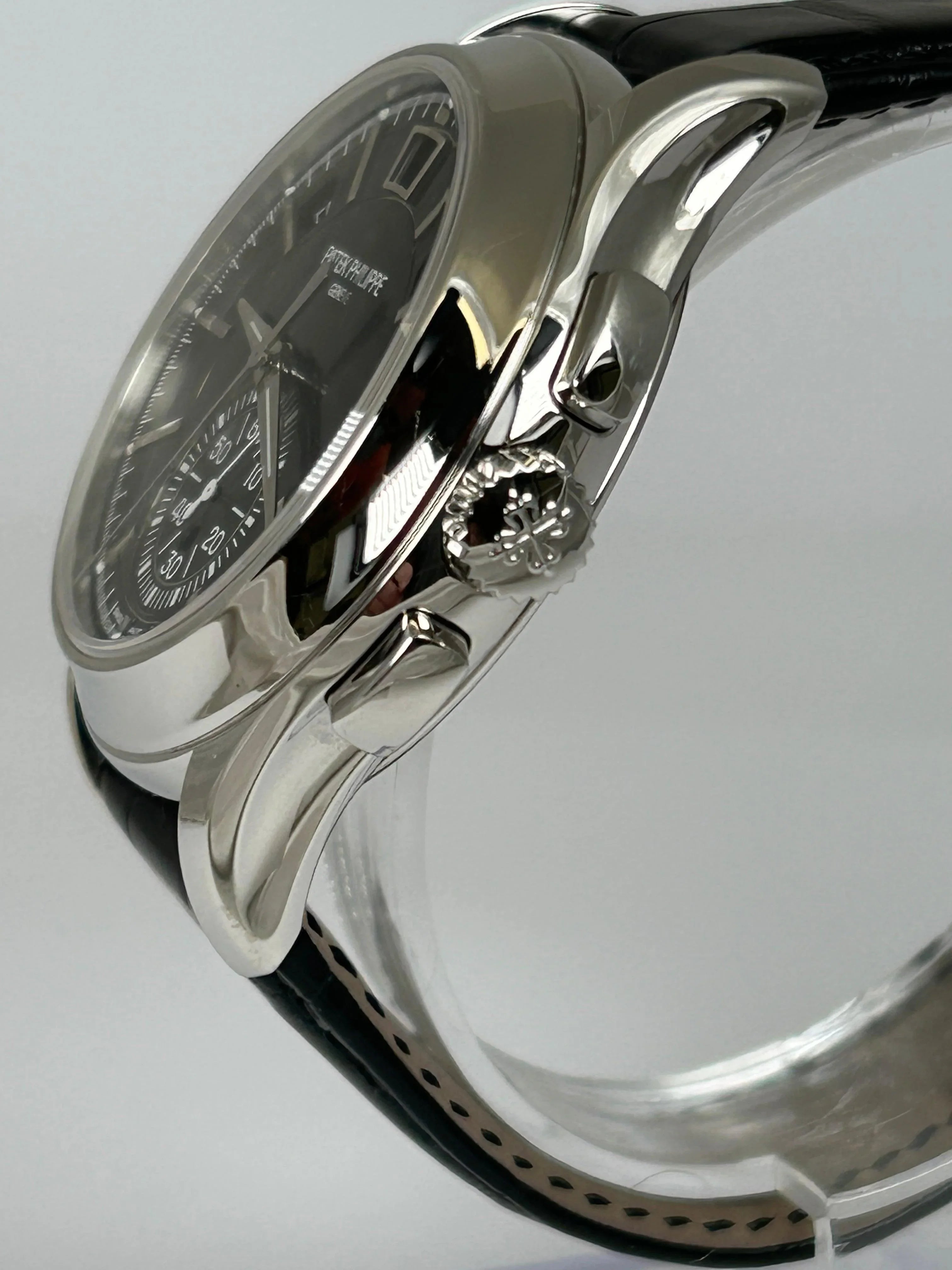 PATEK PHILIPPE FLYBACK CHRONOGRAPH ANNUAL CALENDAR 5905P