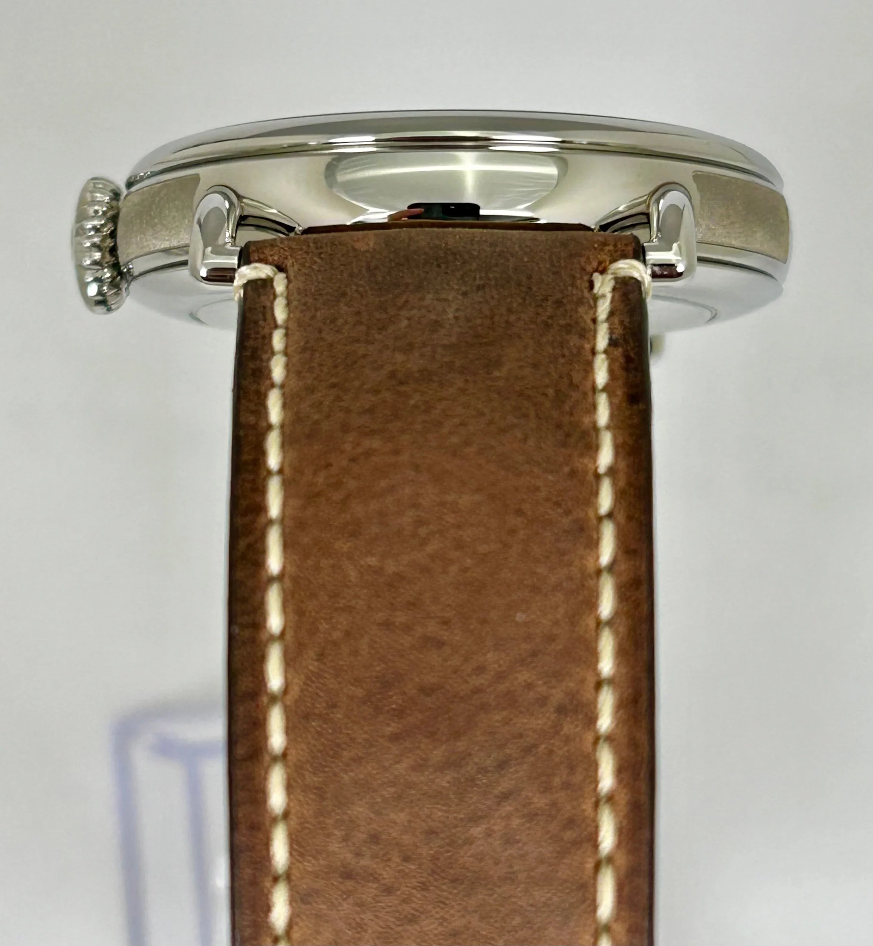 BNIB 2022 H. Moser & Cie Heritage 8200-1201