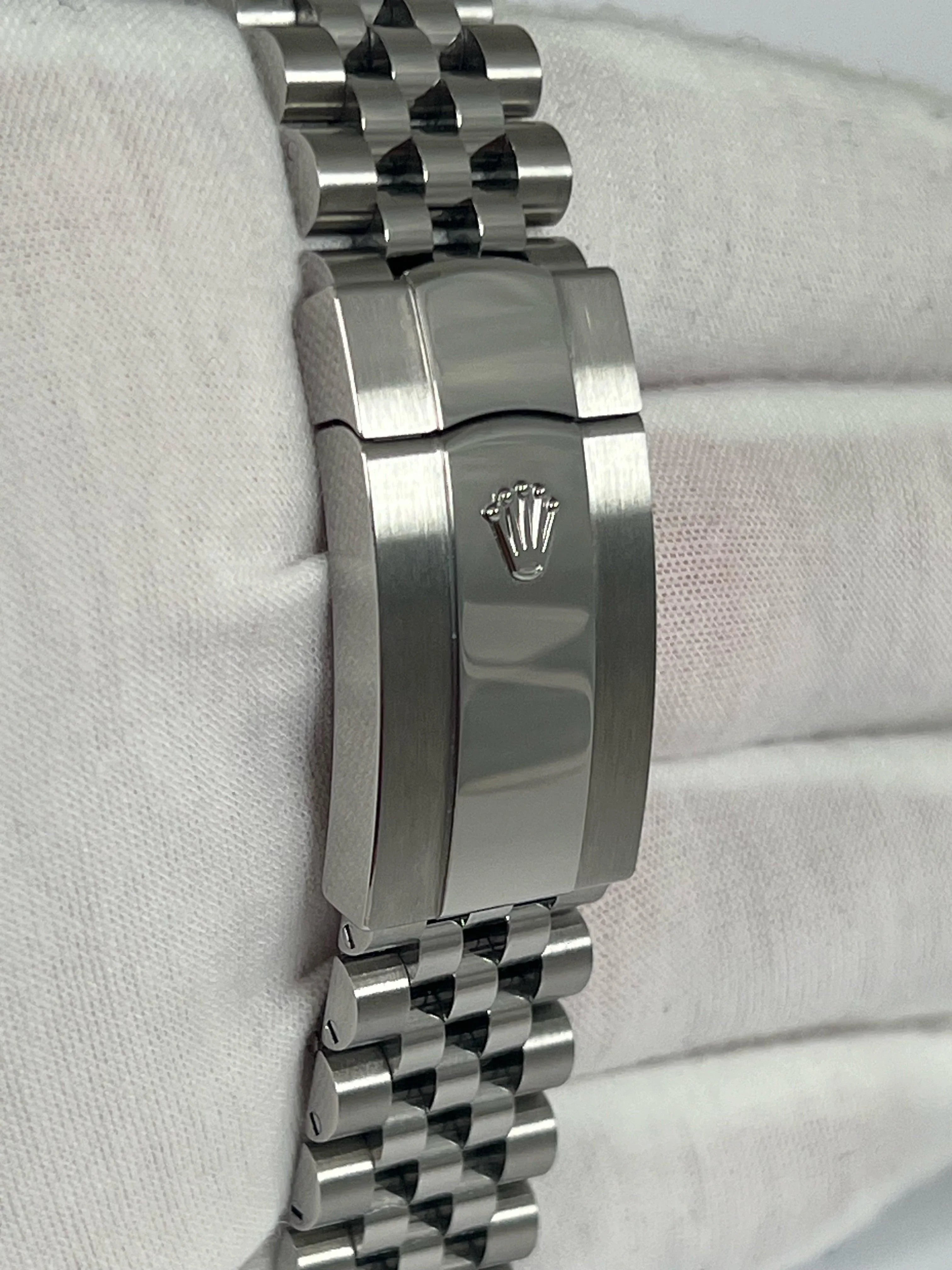 ROLEX SKY-DWELLER WHITE JUBILEE 336934