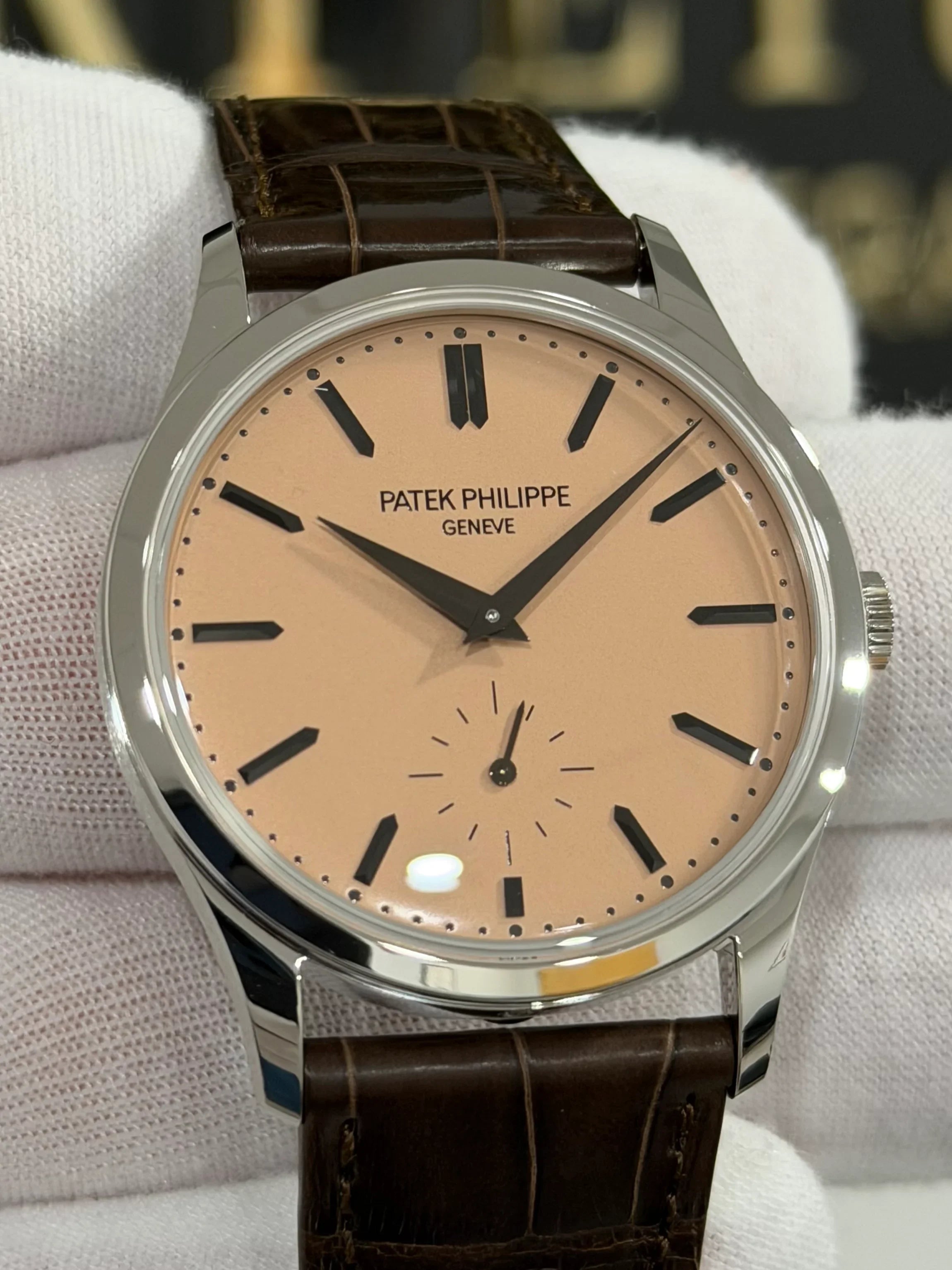 PATEK PHILIPPE CALATRAVA PLATINUM SALMON 6196P