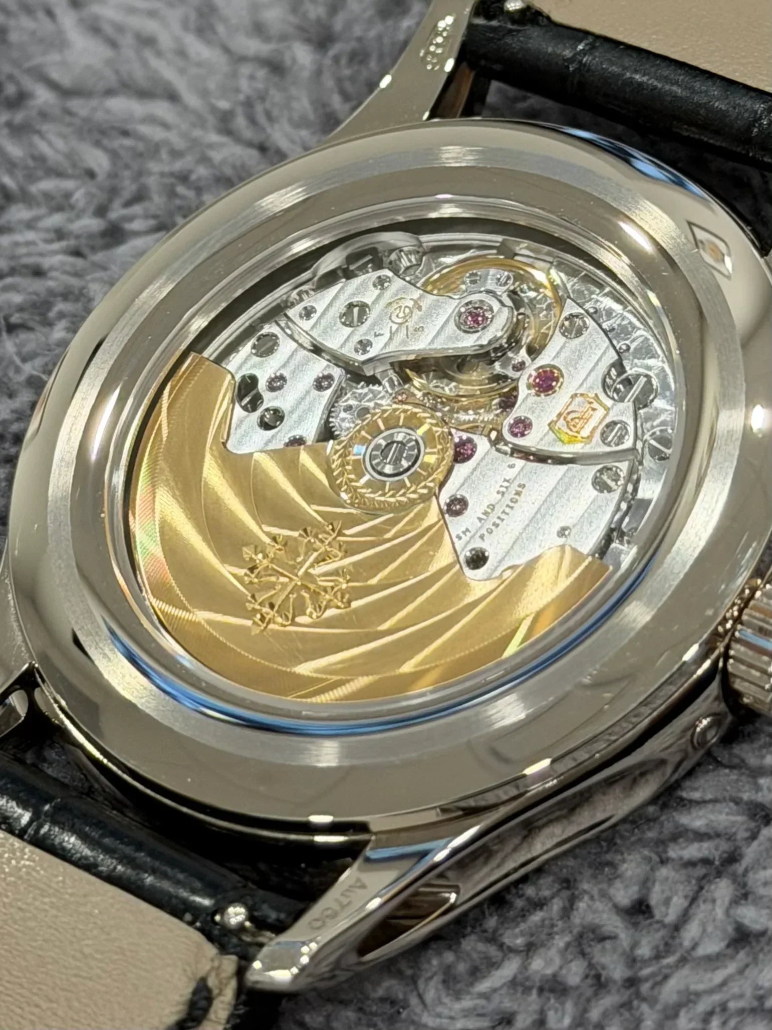 PATEK PHILIPPE ANNUAL CALENDAR BLUE DIAL 5205G