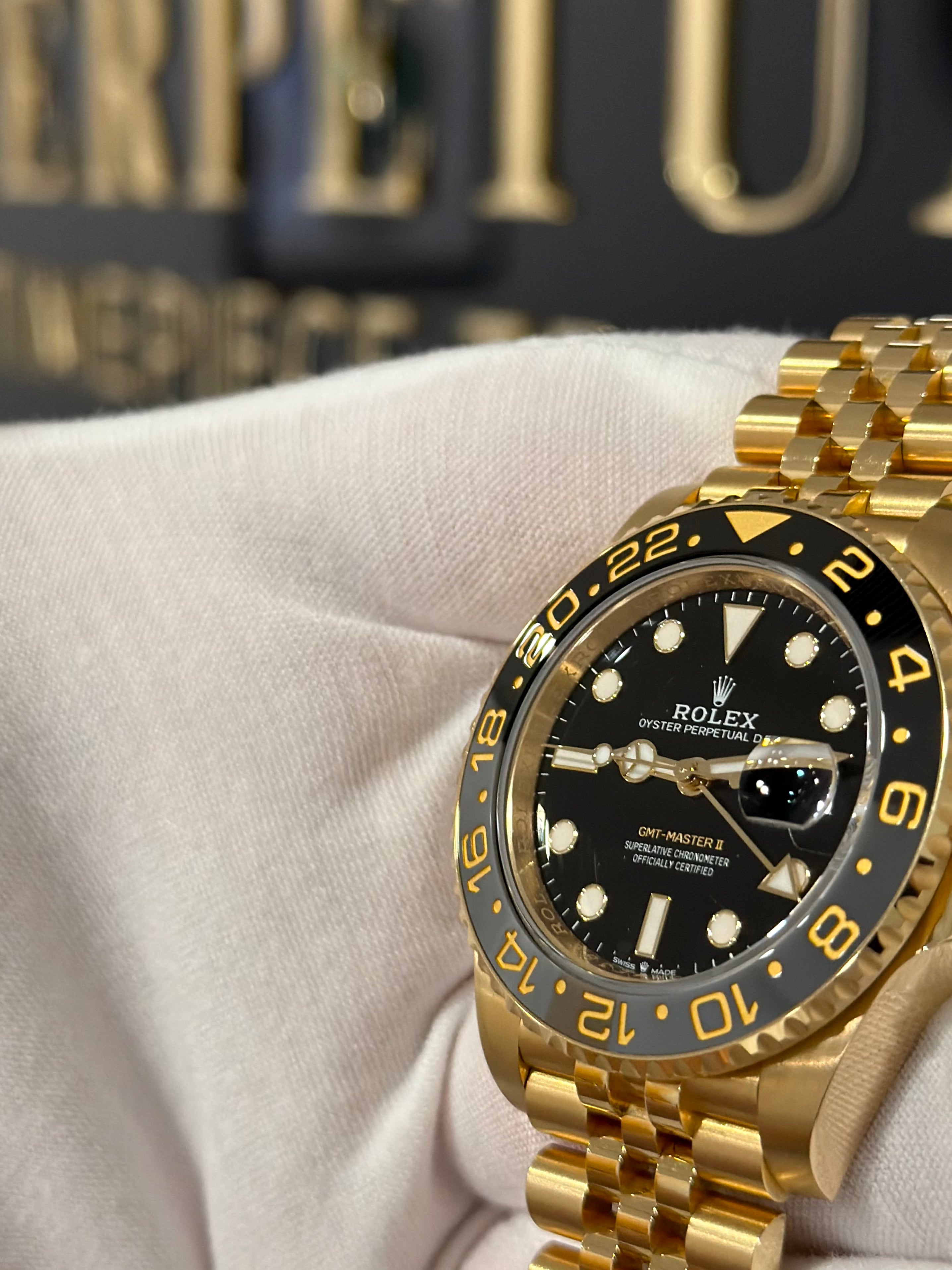 ROLEX GMT MASTER 2 YELLOW GOLD JUBILEE 126718GRNR