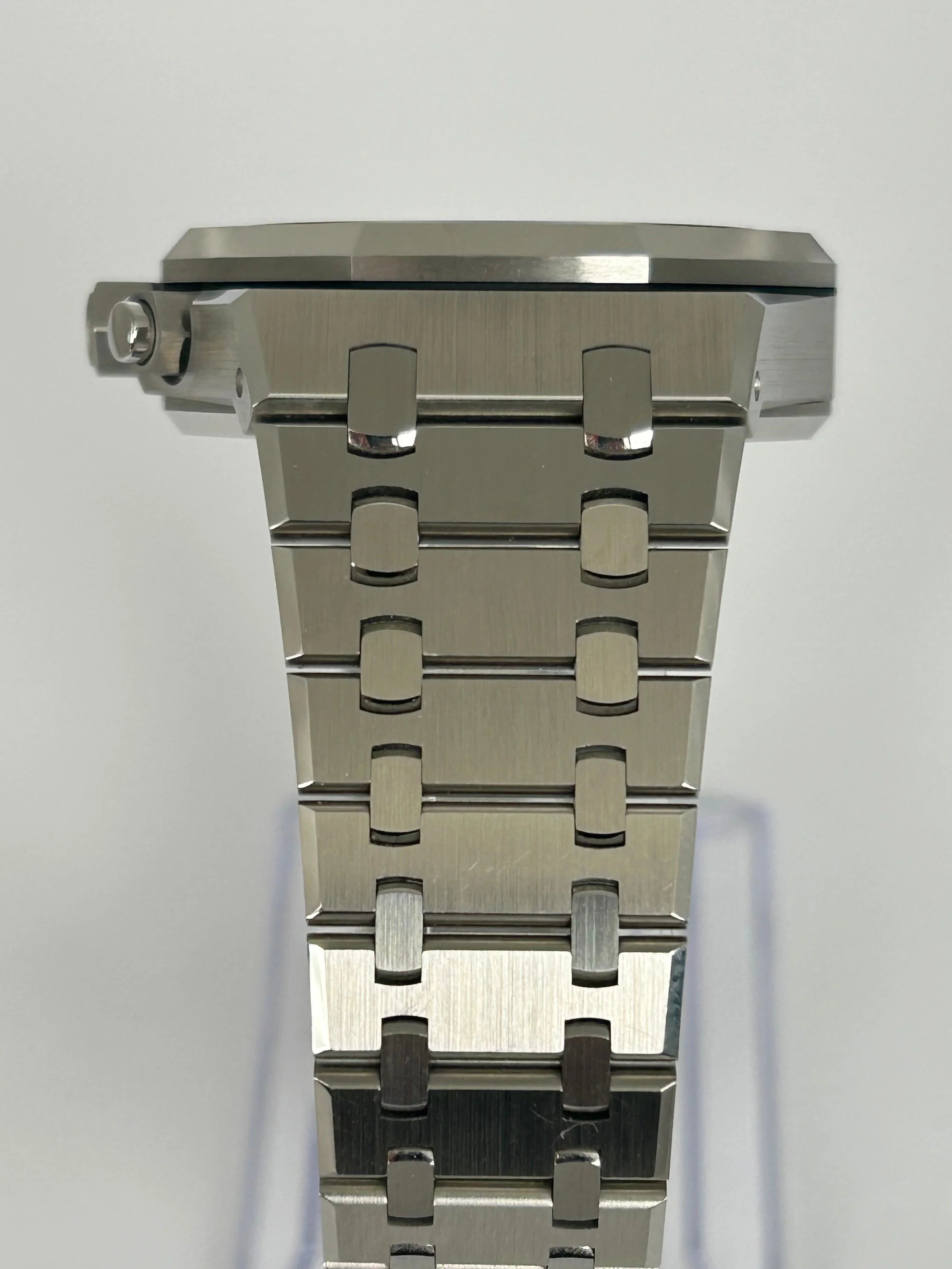 AUDEMARS PIGUET 50TH ANNIVERSARY ROYAL OAK CHRONO BLUE 26240ST