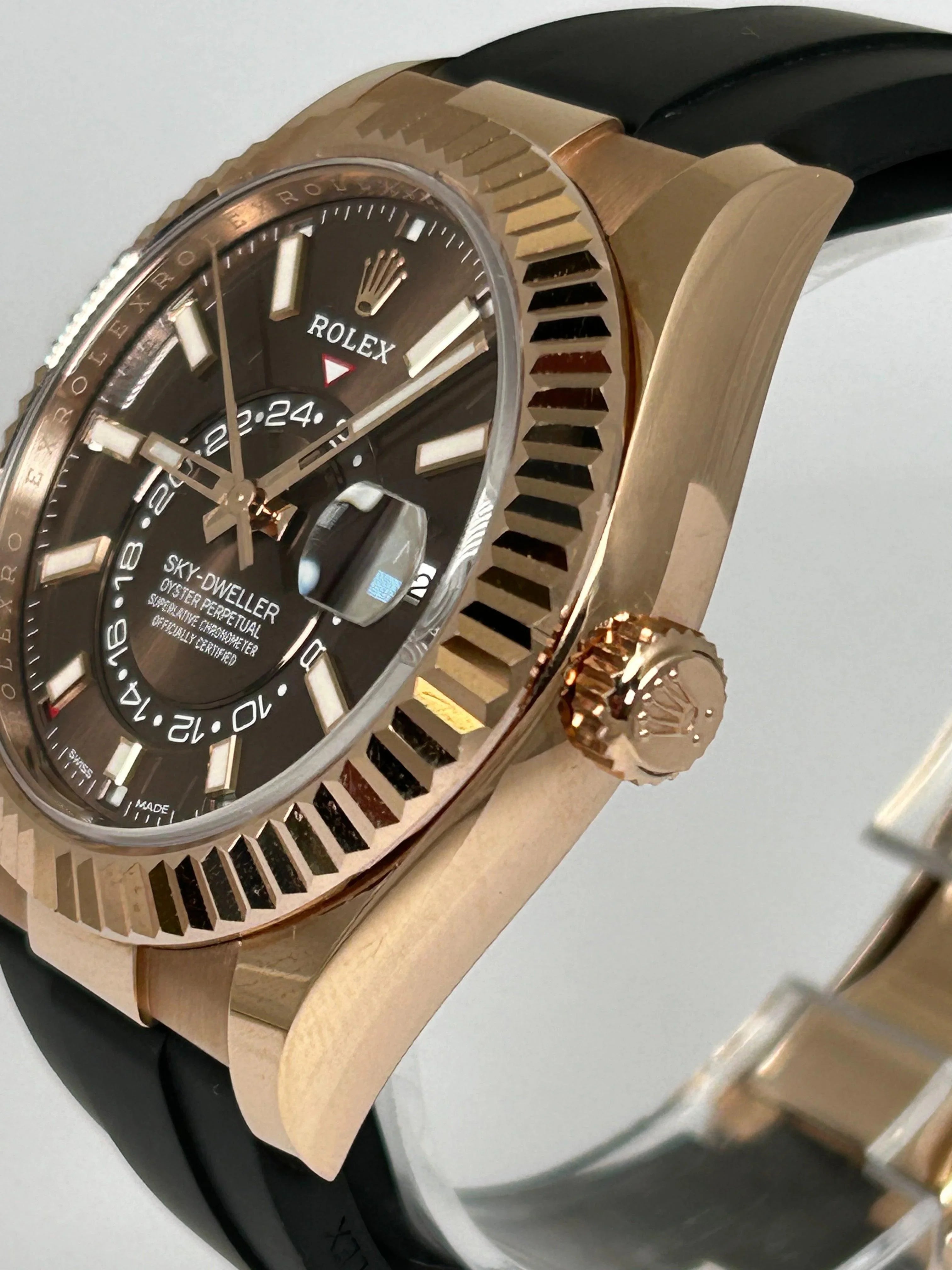 ROLEX SKY-DWELLER CHOCOLATE OYSTER FLEX ROSE GOLD 326235