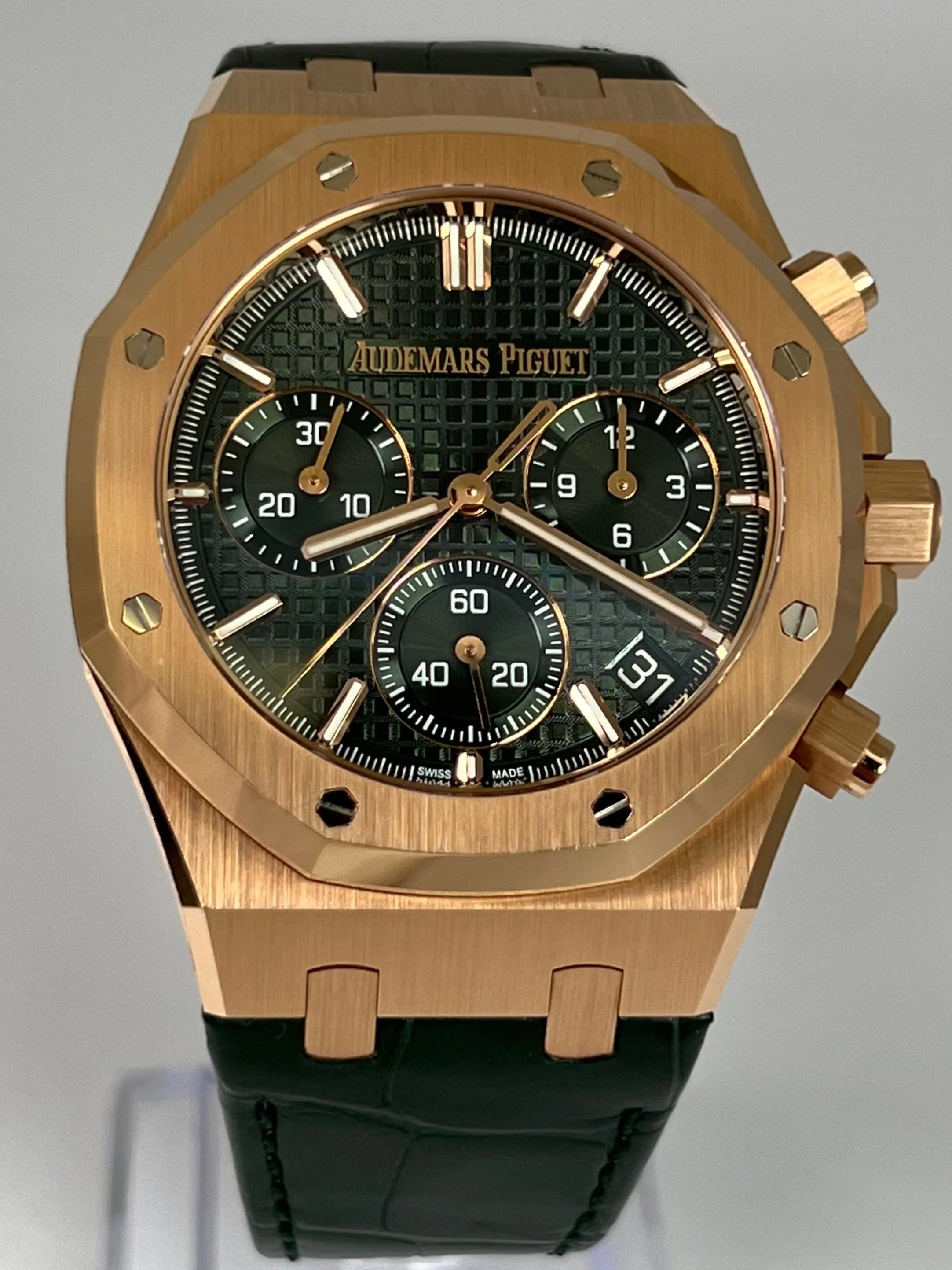 AUDEMARS PIGUET GREEN DIAL 50TH ANNIVERSARY CHRONOGRAPH 26240OR