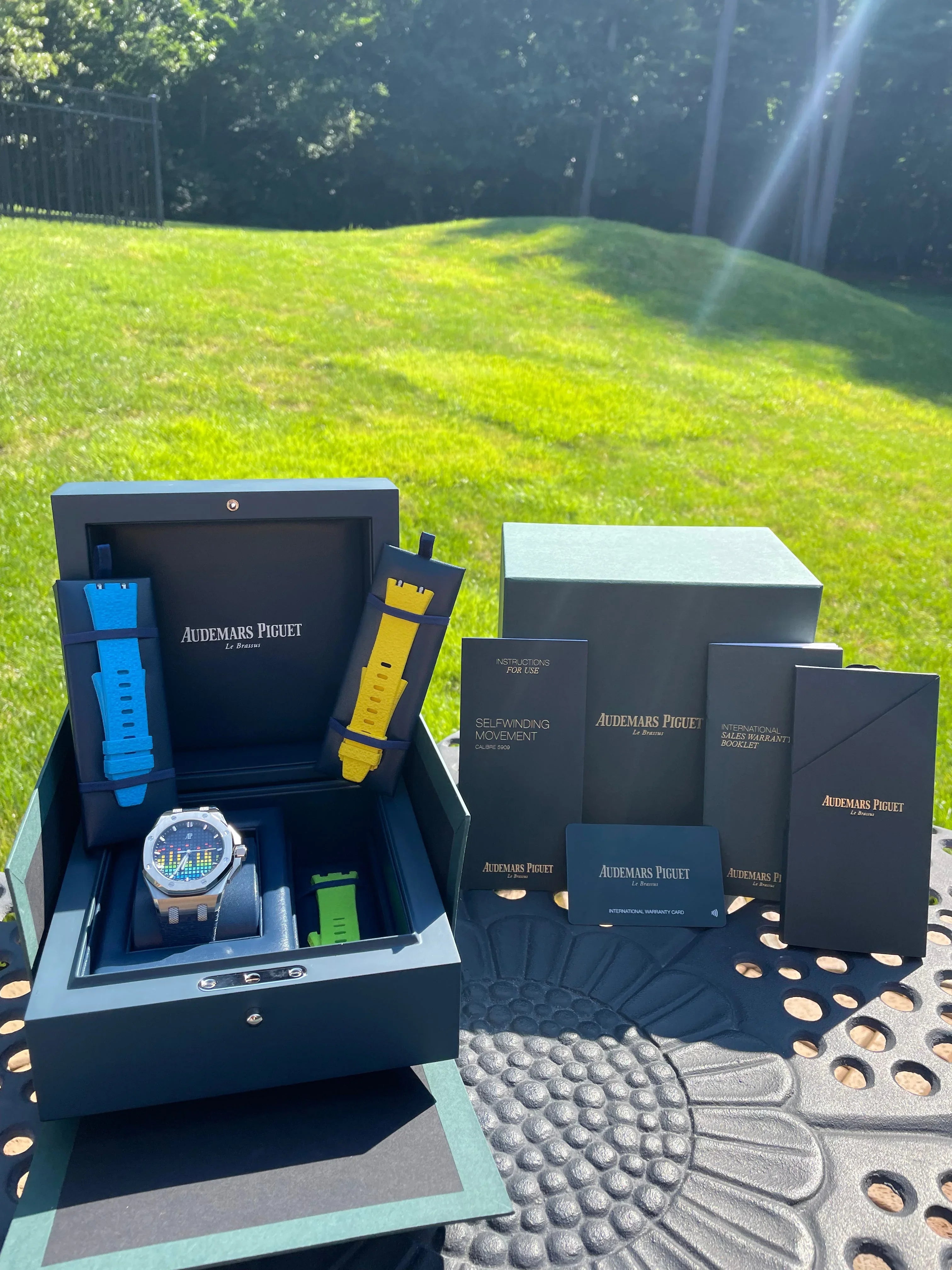 AUDEMARS PIGUET ROYAL OAK MUSIC EDITION 500 PIECES 77600TI 77600