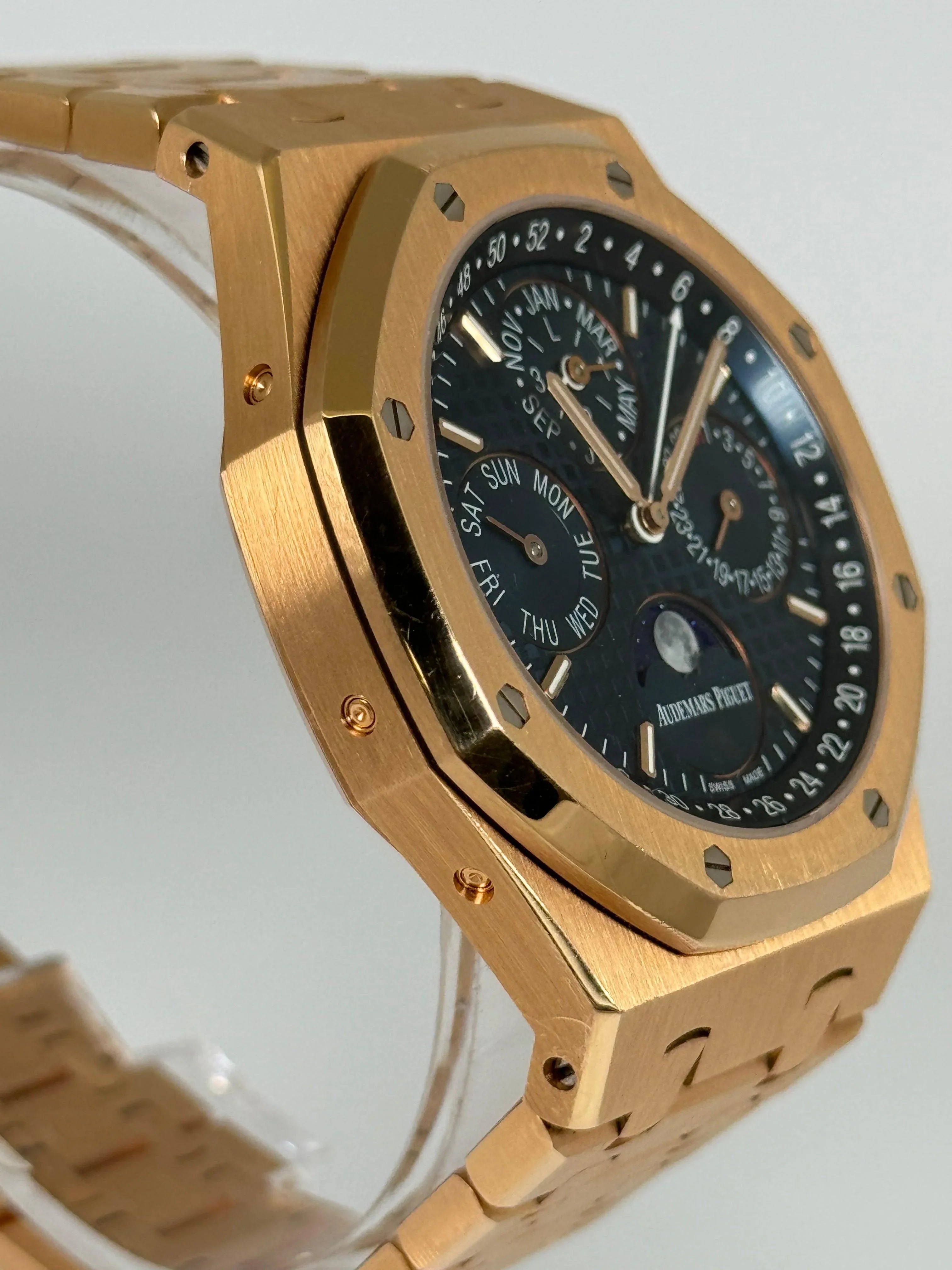 AUDEMARS PIGUET ROYAL OAK PERPETUAL CALENDAR 26574OR
