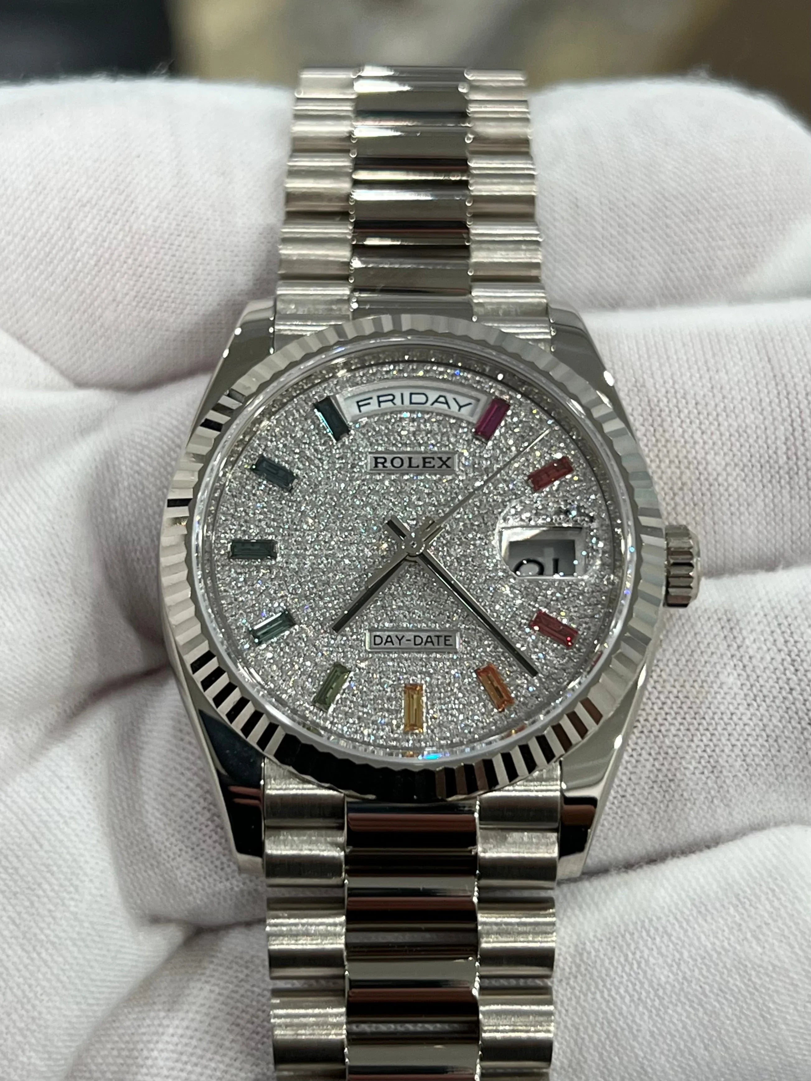 ROLEX DAY DATE PRESIDENT PAVE DIAL WITH RAINBOW BAGUETTES 128239