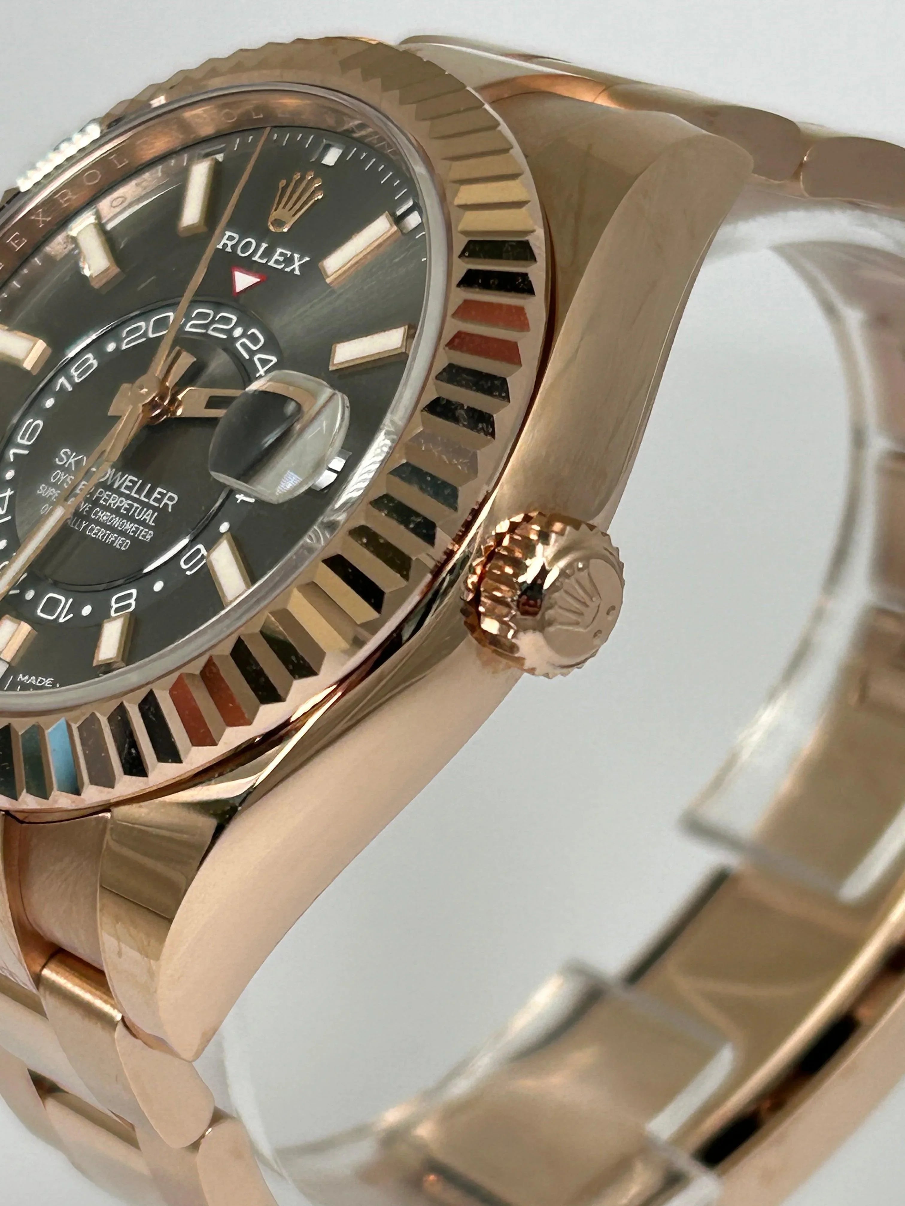 ROLEX SKY-DWELLER RHODIUM ROSE GOLD 326935