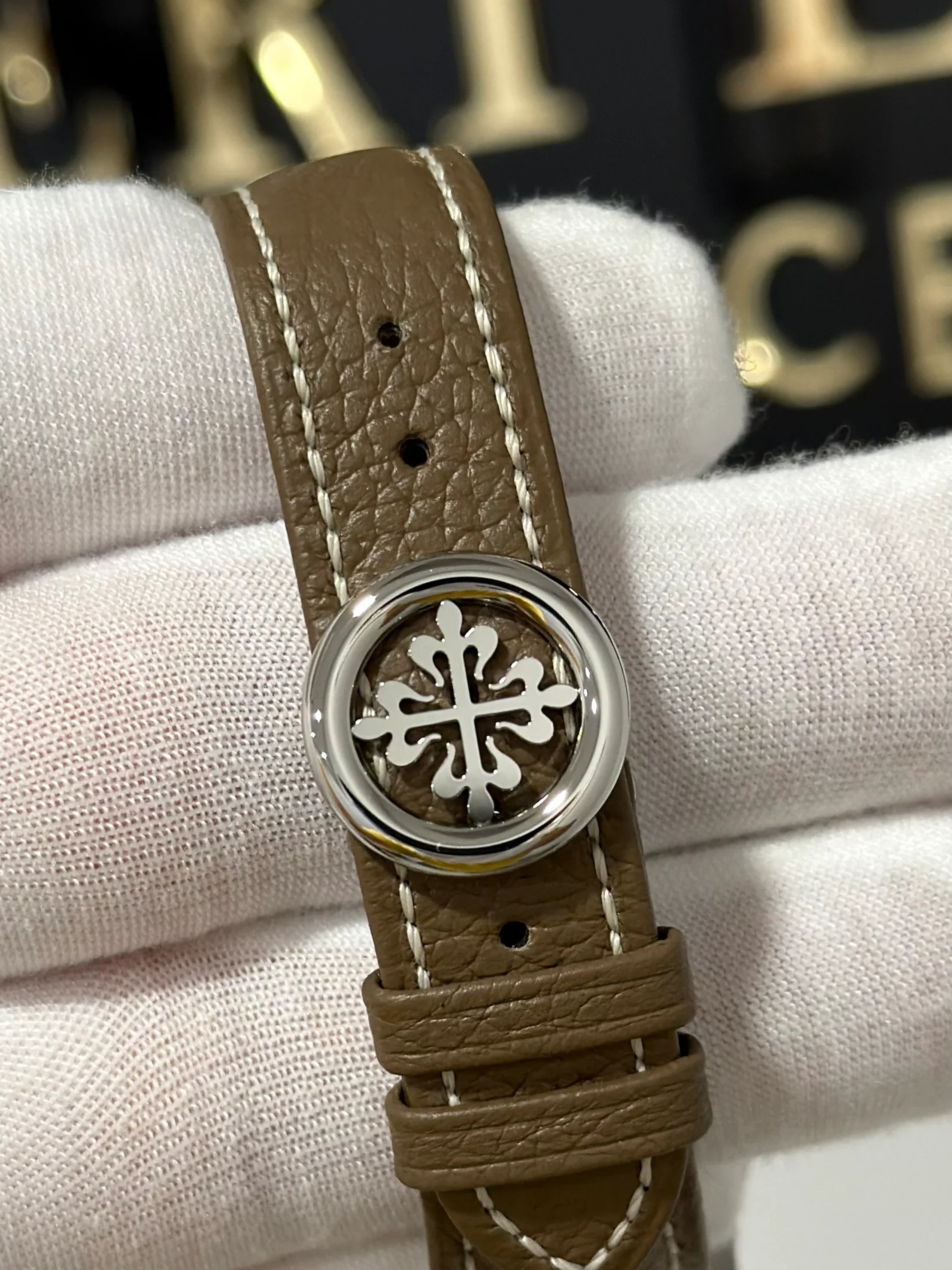 PATEK PHILIPPE WORLD TIME FLYBACK CHRONOGRAPH SALMON 5935A
