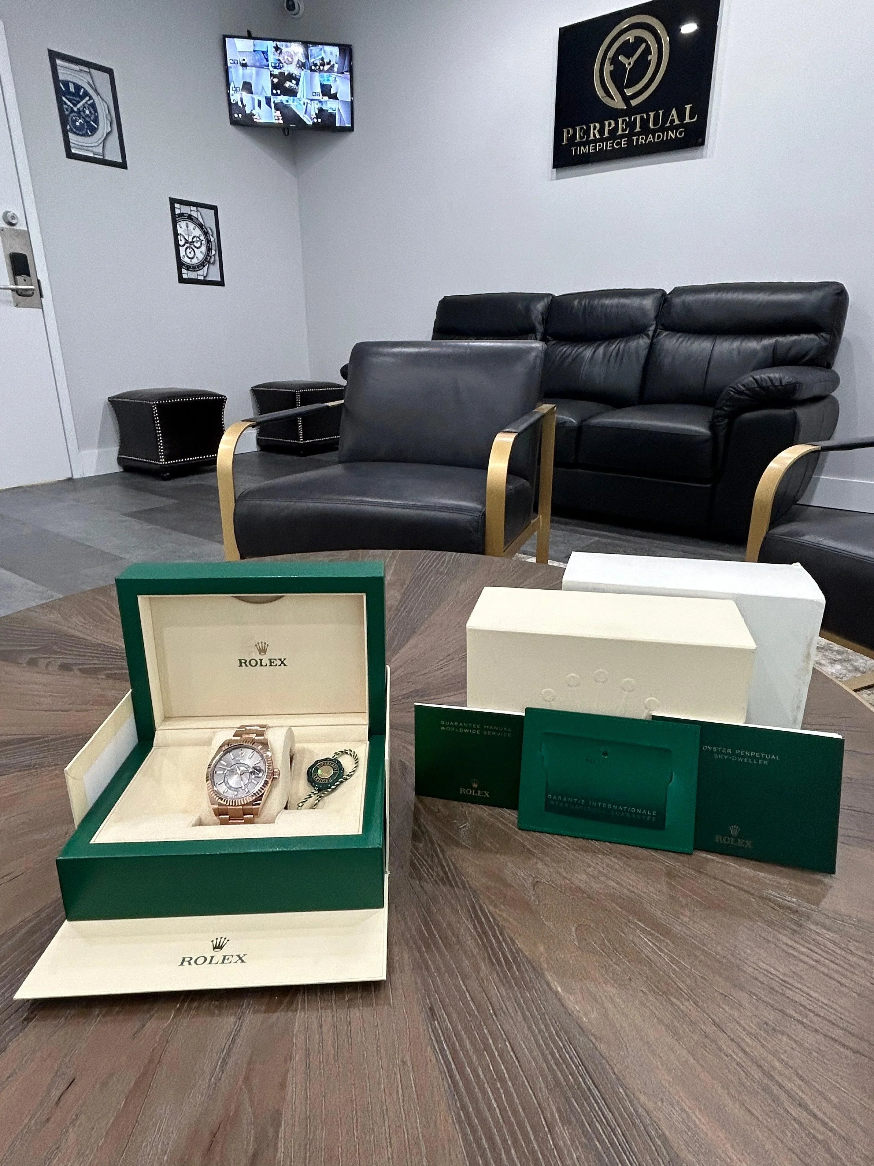 ROLEX SKY-DWELLER RHODIUM ROSE GOLD 326935