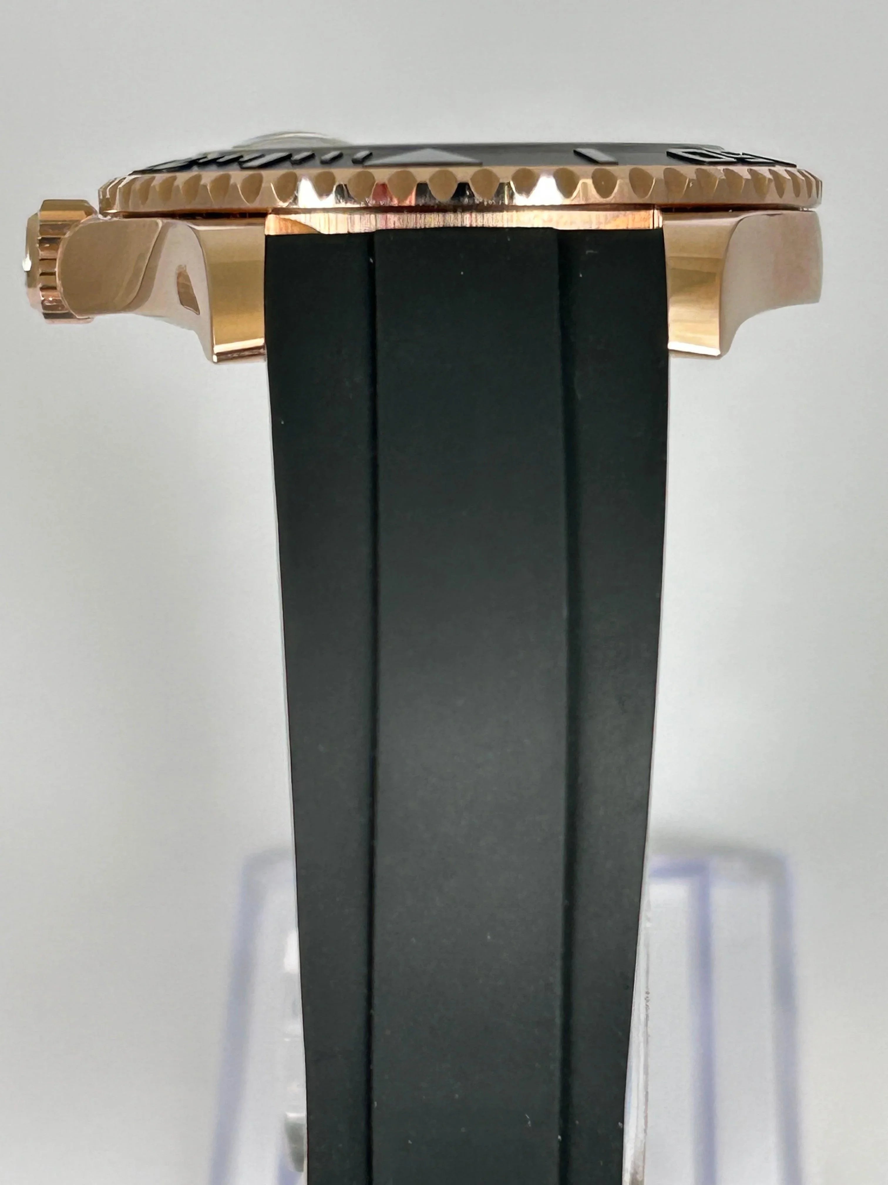 ROLEX YACHT MASTER 40MM ROSE GOLD OYSTER FLEX 126655