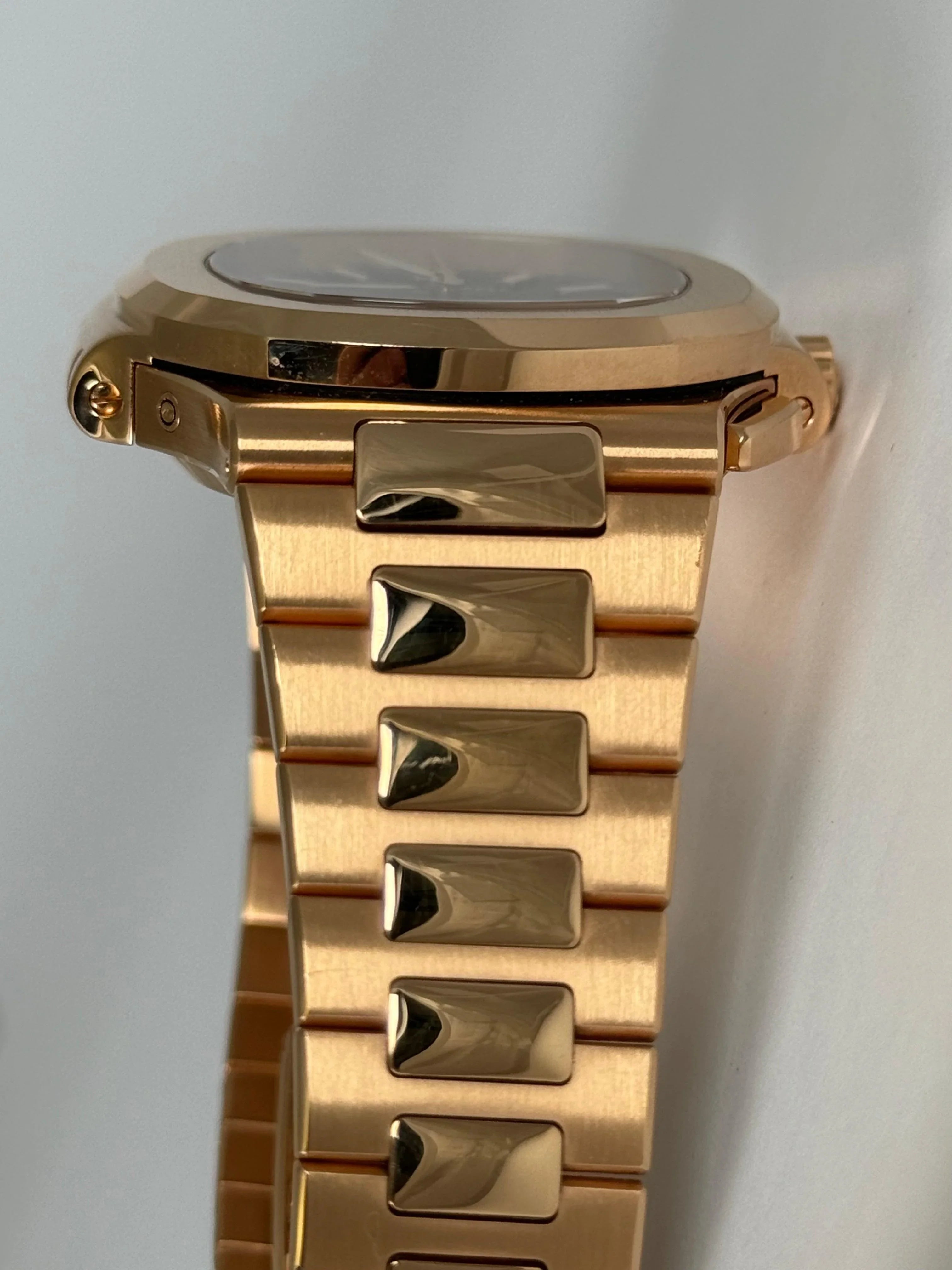 PATEK PHILIPPE NAUTILUS FLYBACK CHRONOGRAPH 5980/1R