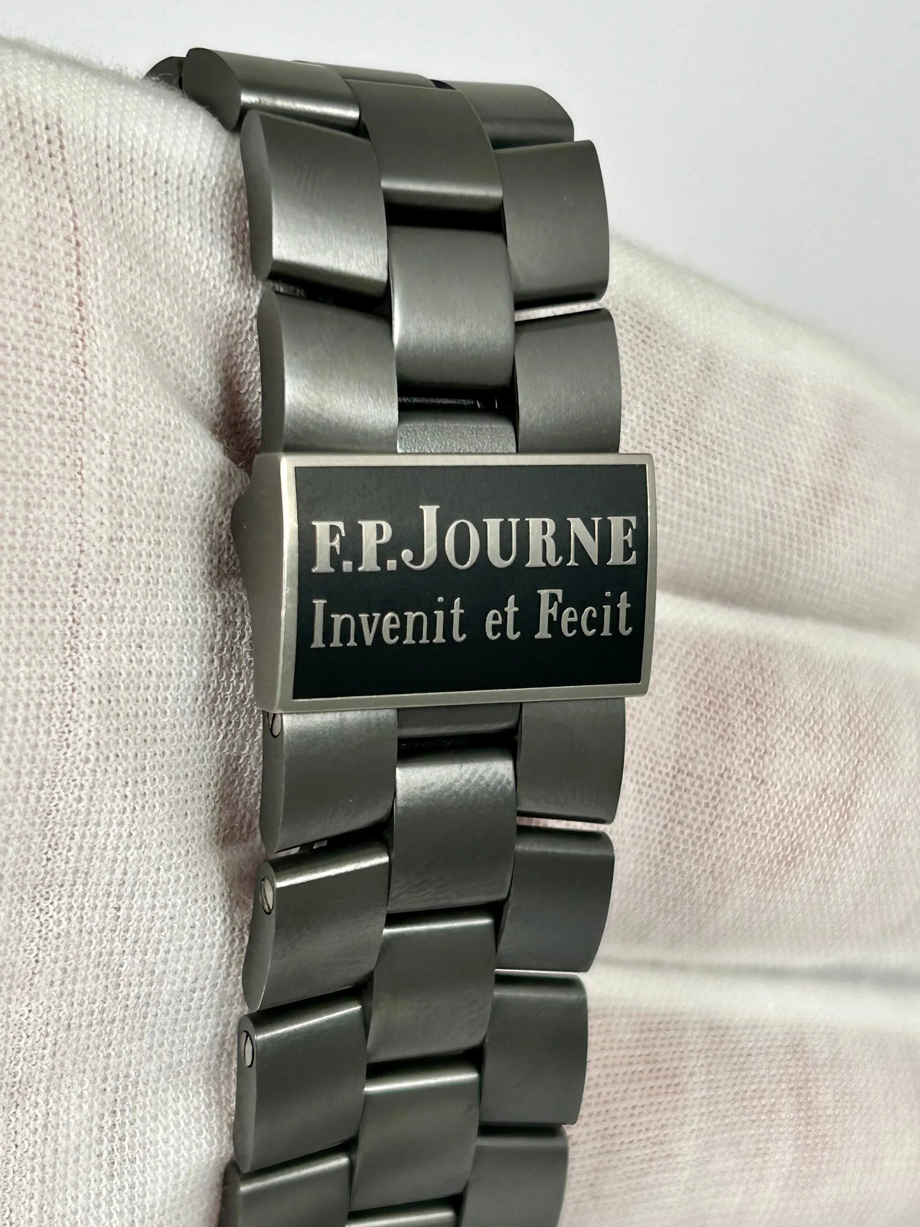 FP JOURNE GREY OCTA SPORT ARS2 L-OCT TI 44 B GR