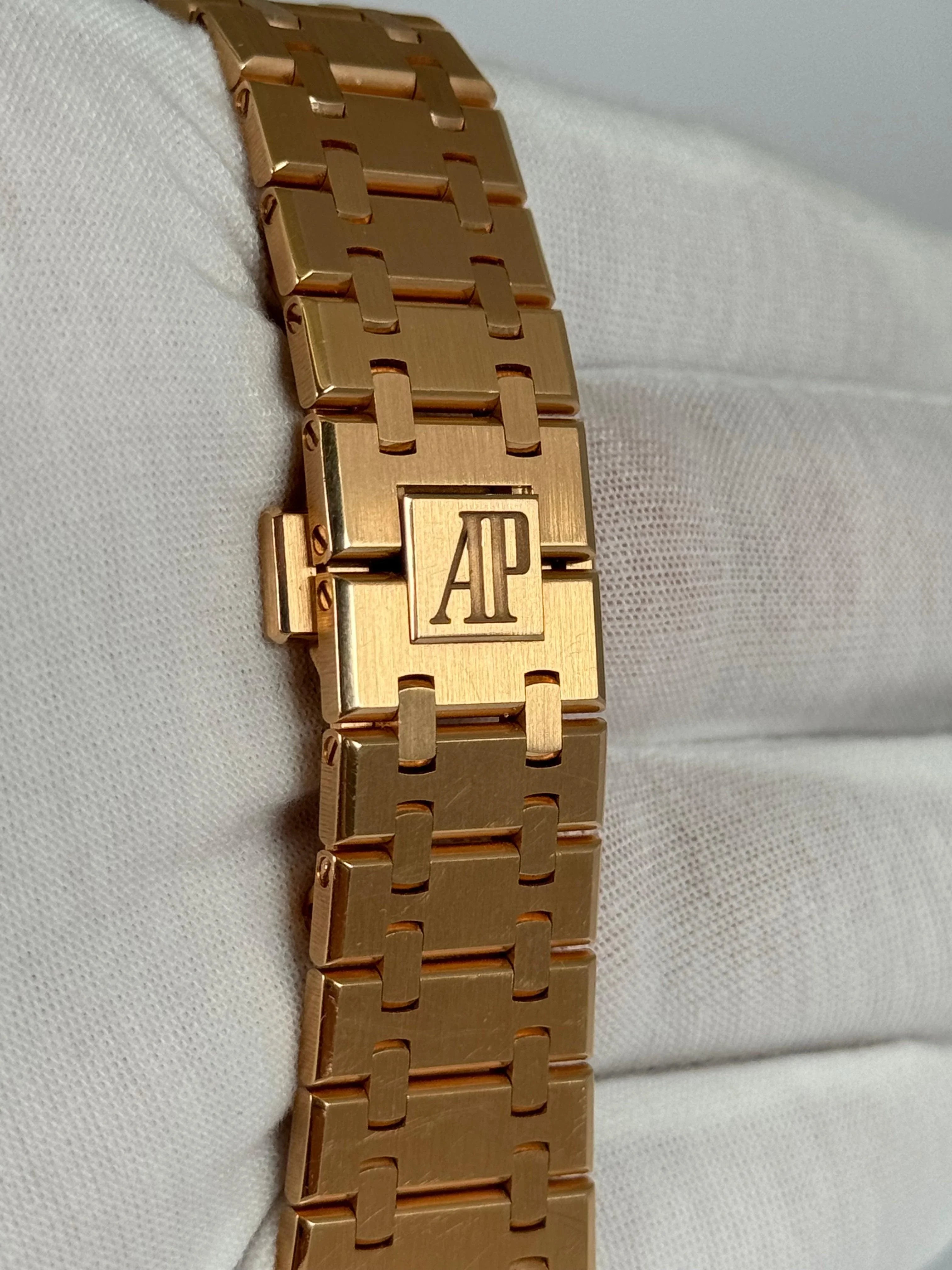 AUDEMARS PIGUET ROYAL OAK PERPETUAL CALENDAR 26574OR