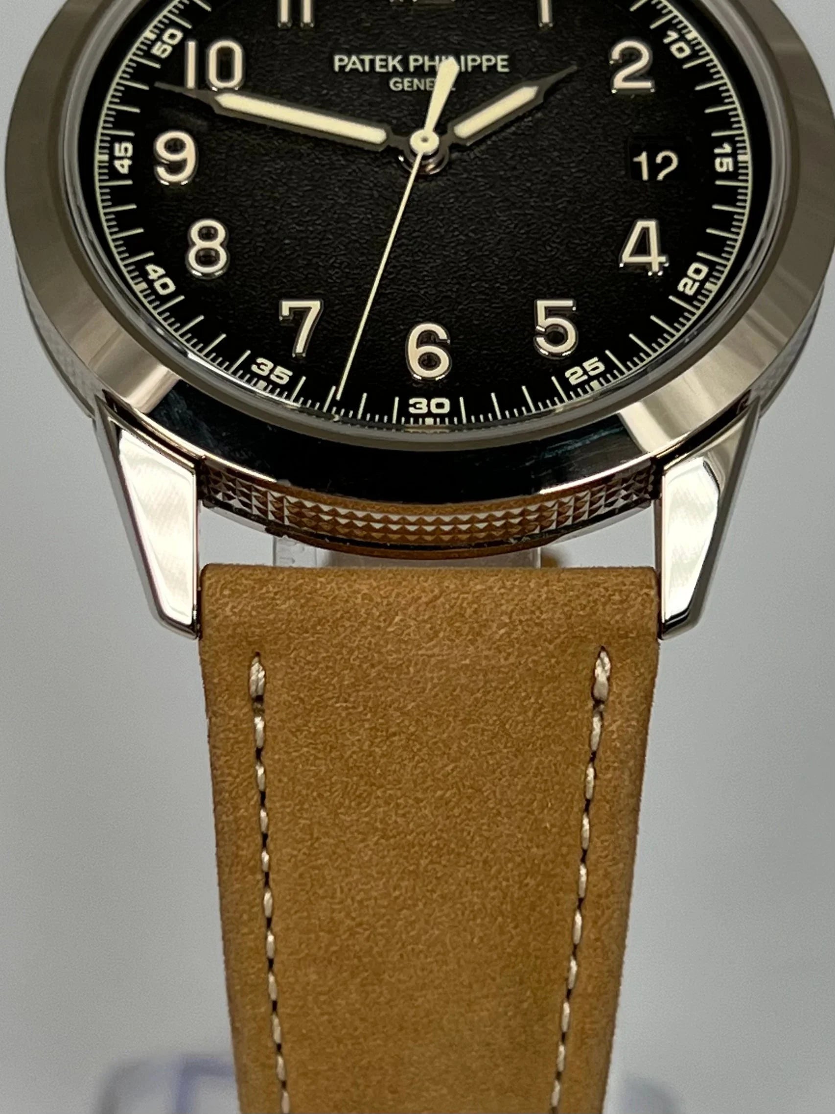 PATEK PHILIPPE CALATRAVA TEXTURED GRAY DIAL 5226G