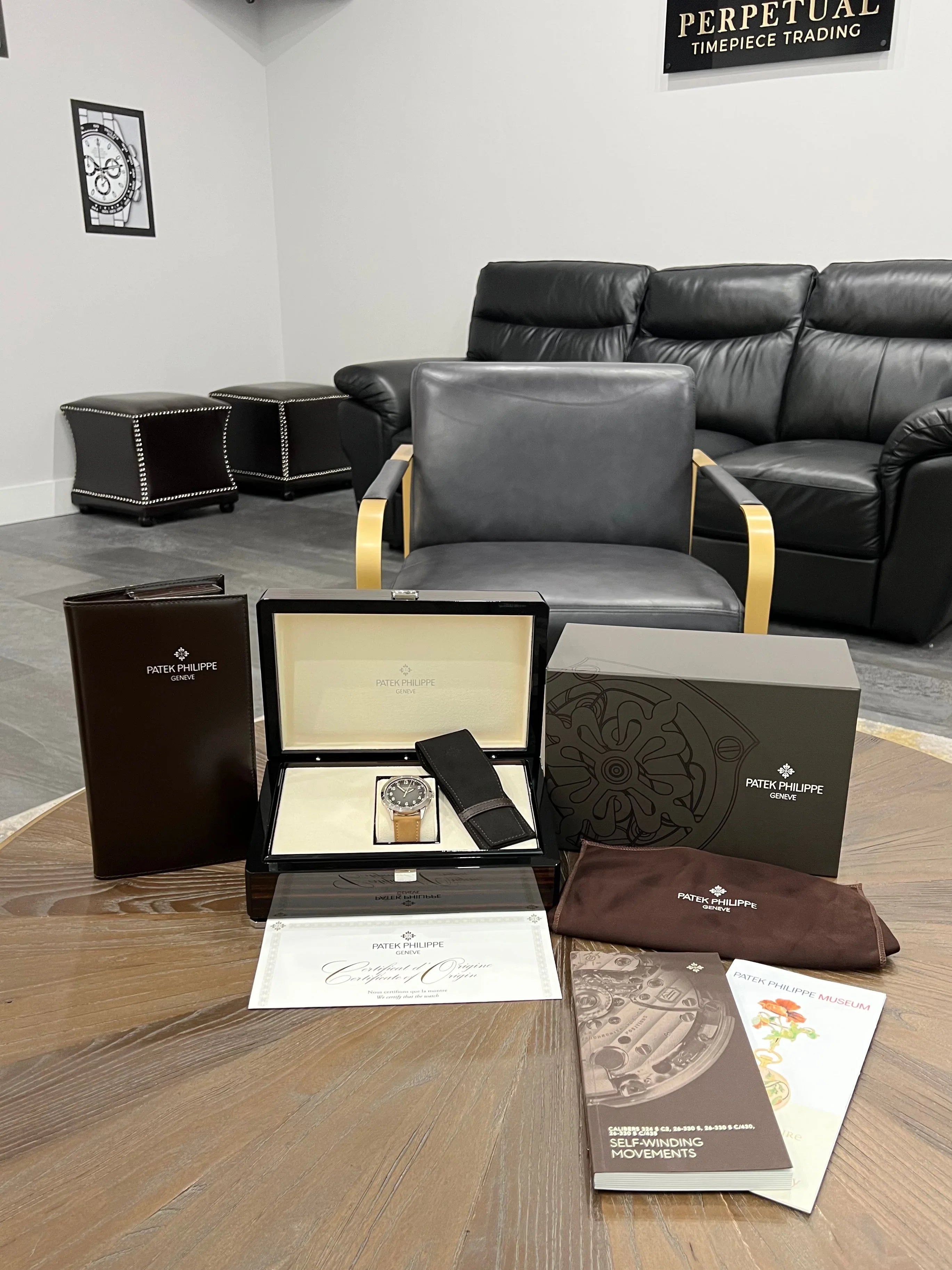 PATEK PHILIPPE CALATRAVA TEXTURED GRAY DIAL 5226G