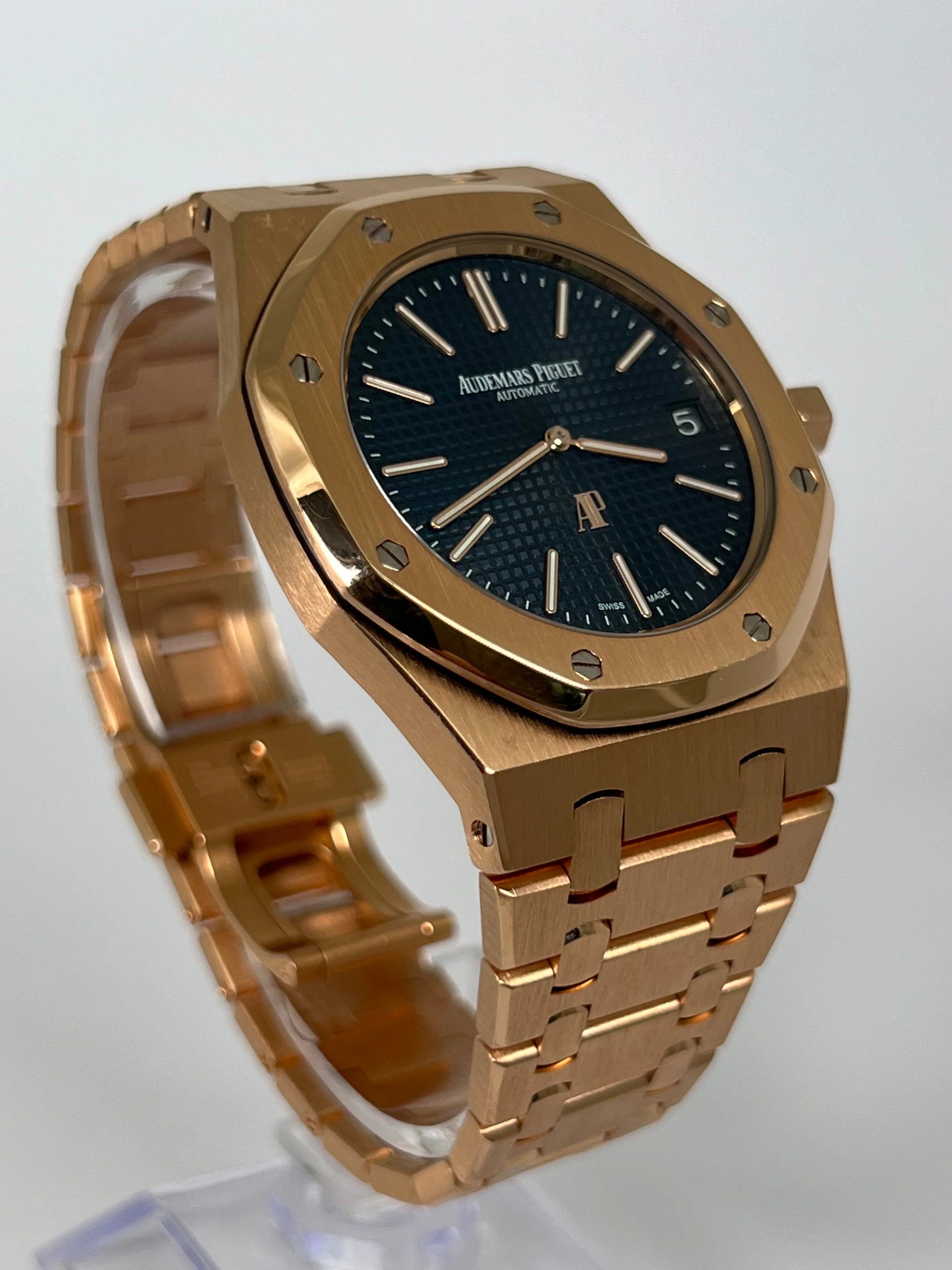AUDEMARS PIGUET ROYAL OAK BLUE DIAL ROSE GOLD 15202OR