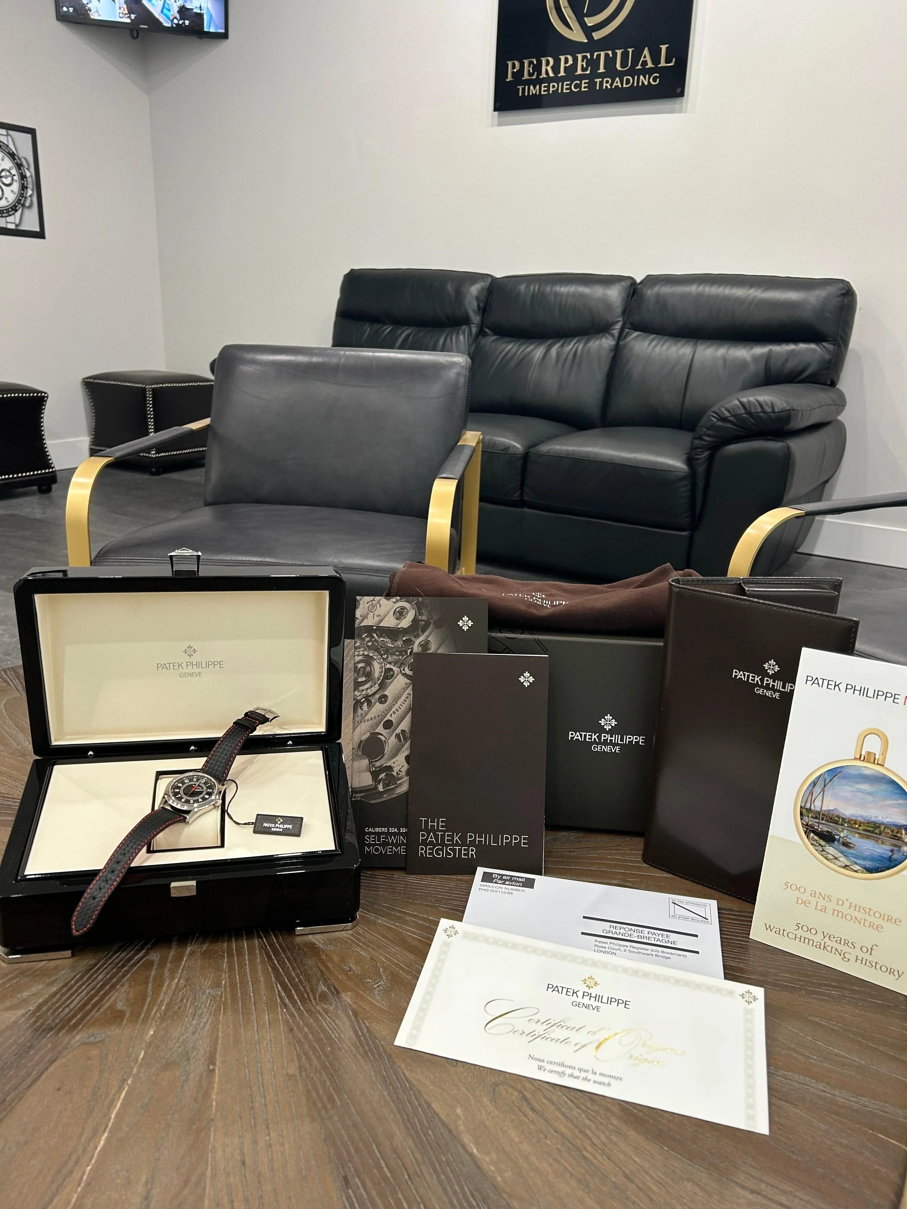 PATEK PHILIPPE CALATRAVA WHITE GOLD RED SPORT 6007G