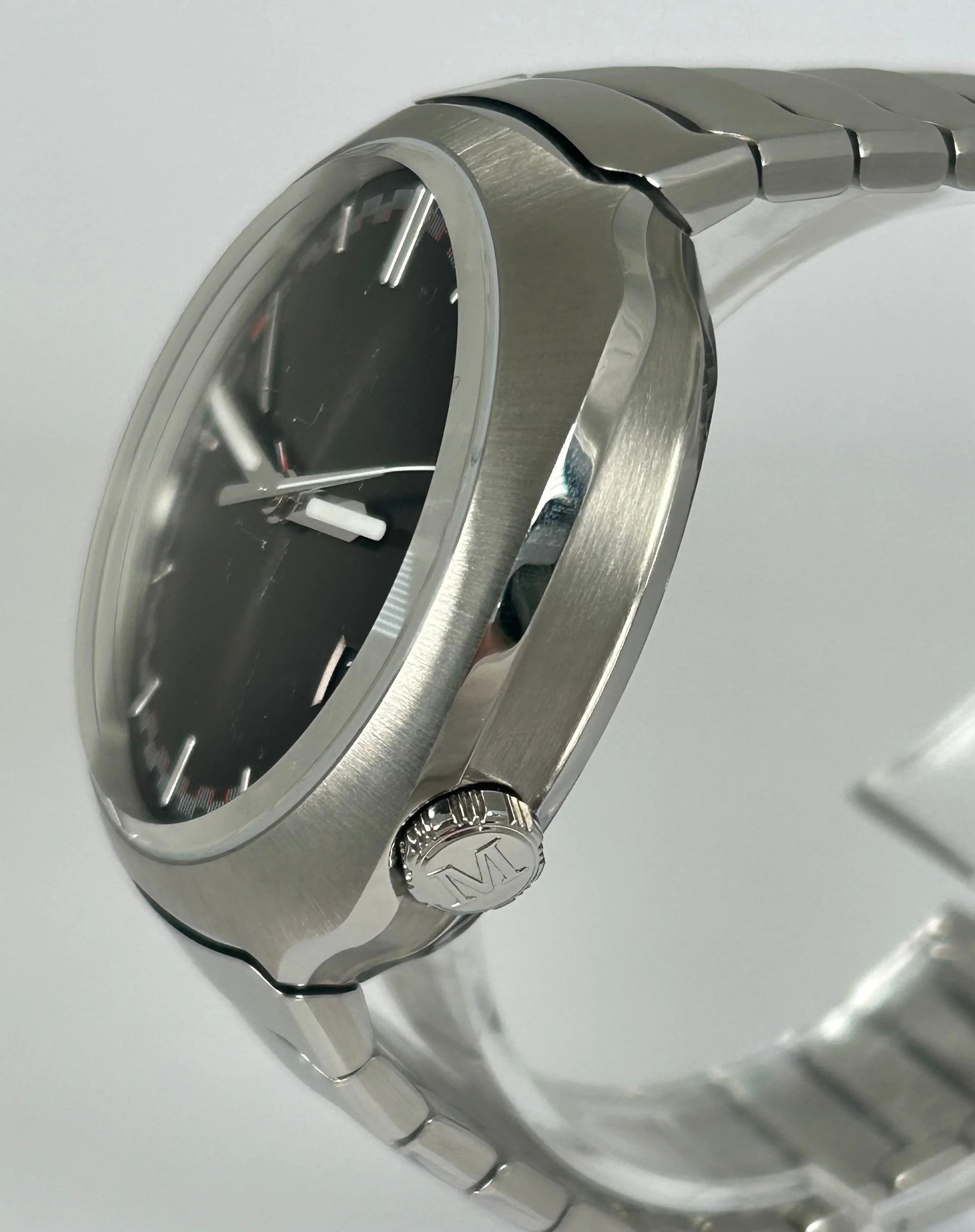 H. MOSER & CIE MOSER STREAMLINER PERPETUAL CALENDAR 6812-1200