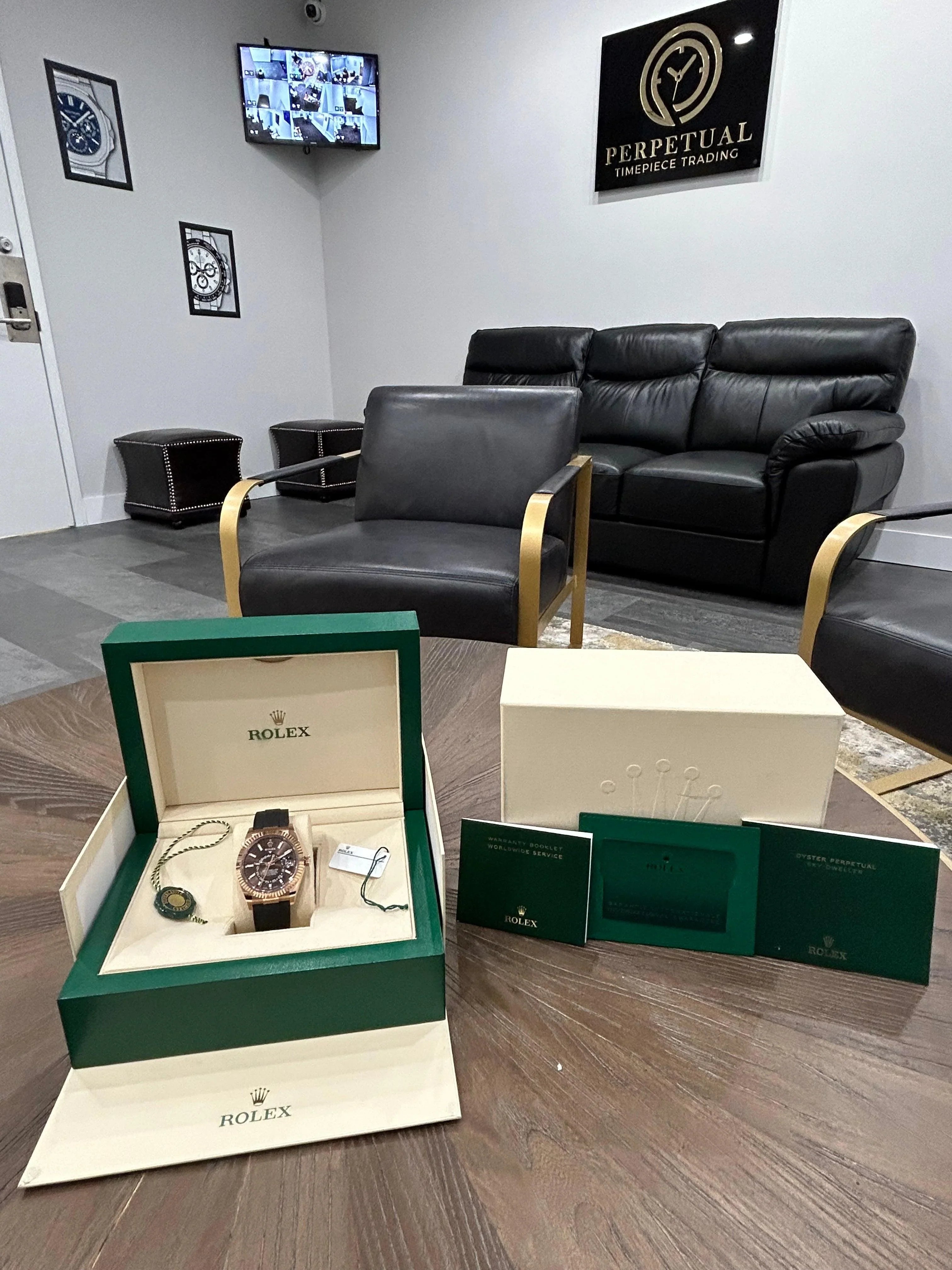 ROLEX SKY-DWELLER CHOCOLATE OYSTER FLEX ROSE GOLD 326235