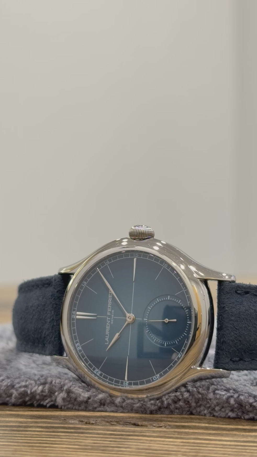 LAURENT FERRIER CLASSIC ORIGIN BLUE LCF036.T1.CG