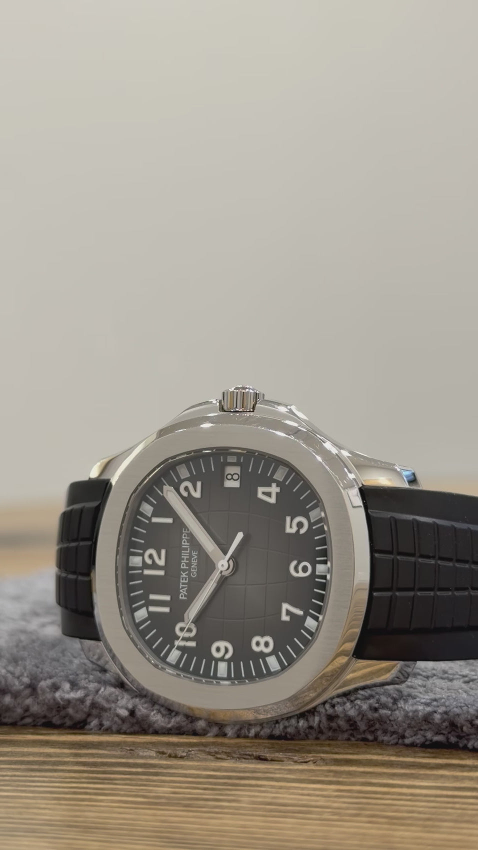 PATEK PHILIPPE AQUANAUT BLACK DIAL 5167/1A-001